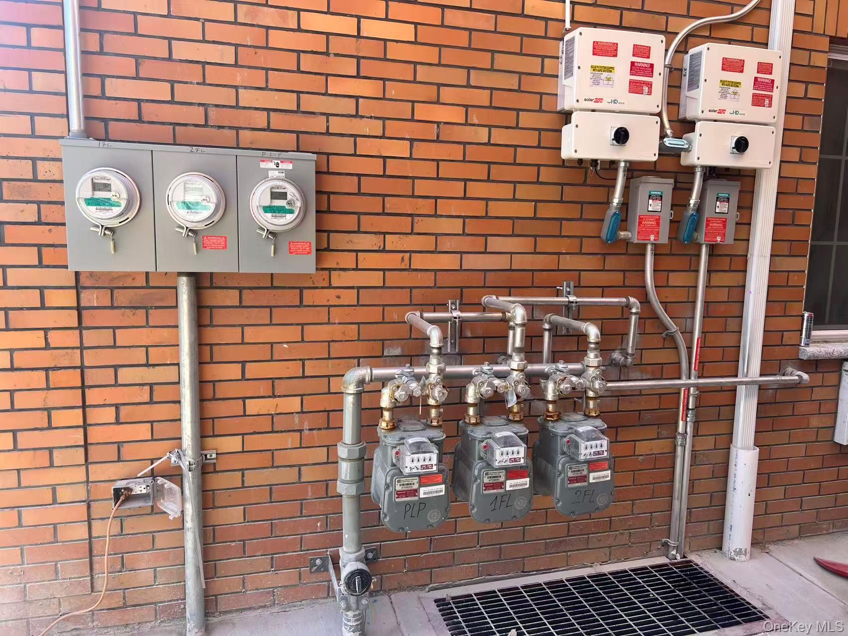 #2 photo, 1109 Clarence Avenue, Bronx , NY 10465