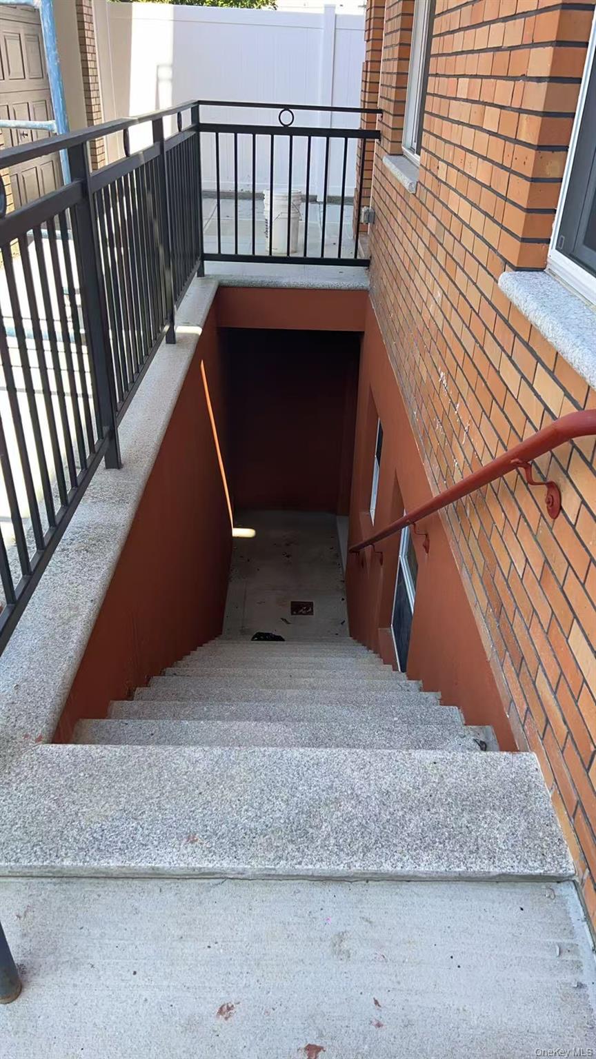 #9 photo, 1109 Clarence Avenue, Bronx , NY 10465