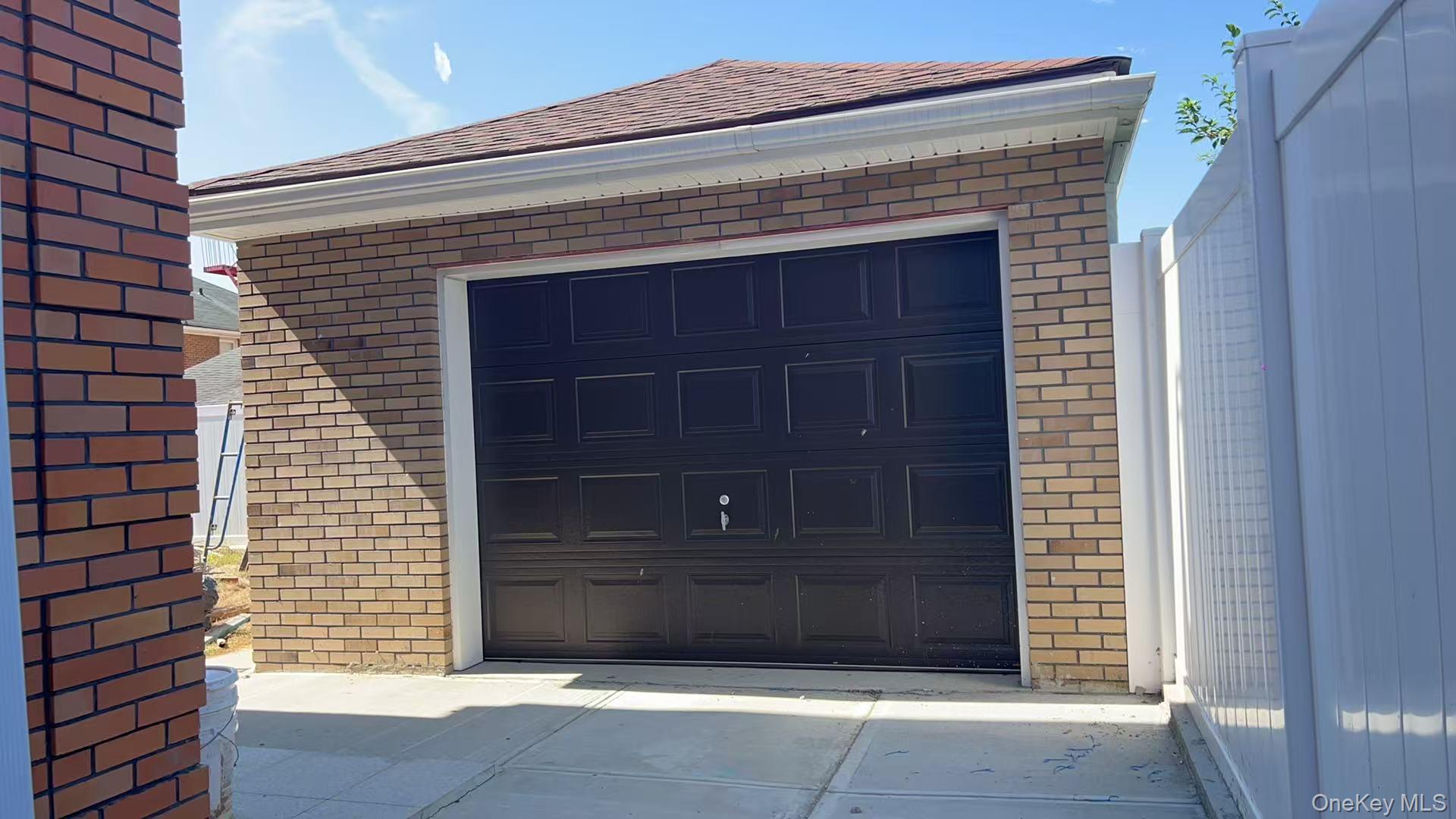 #9 photo, 1111 Clarence Avenue, Bronx , NY 10465