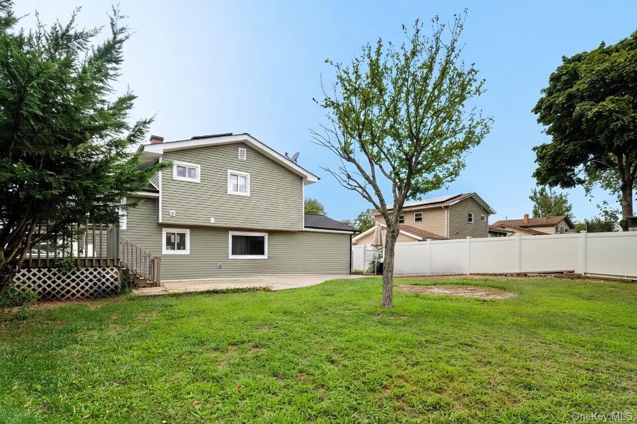 #2 photo, 167 Gibson Avenue, Brentwood , NY 11717