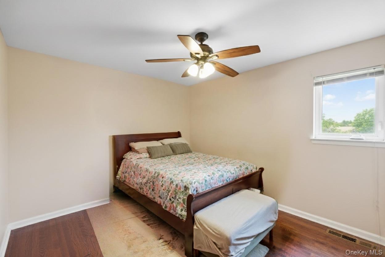 #7 photo, 167 Gibson Avenue, Brentwood , NY 11717