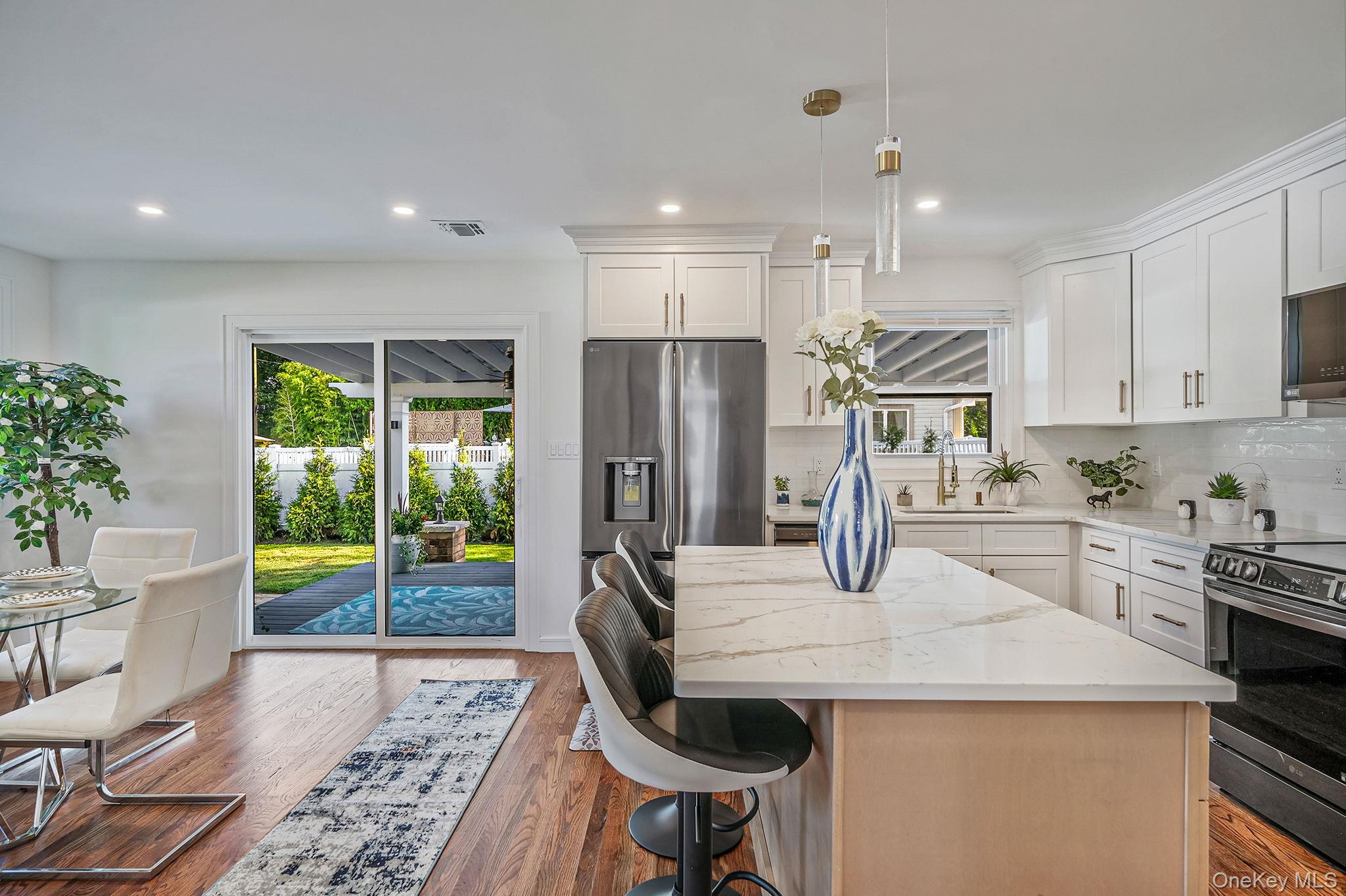 #9 photo, 2 Polo Street, Dix Hills , NY 11746