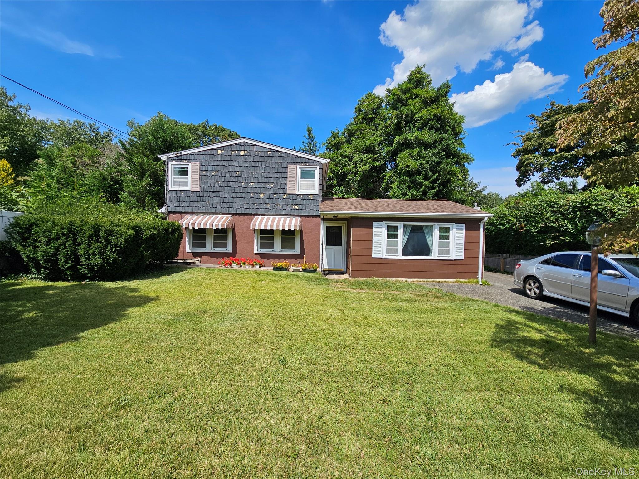 #2 photo, 28 Cross Street, Locust Valley , NY 11560