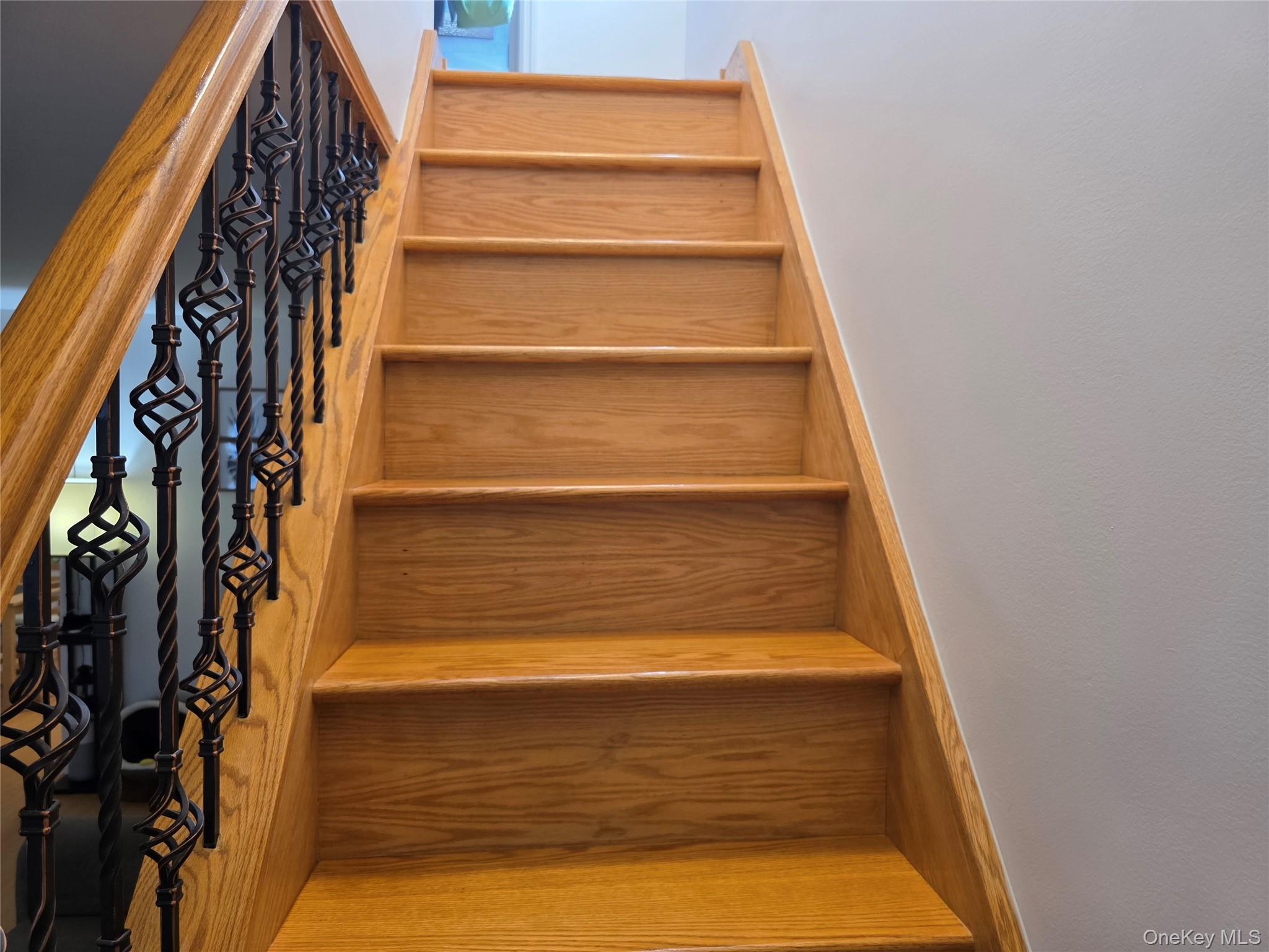 #12 photo, 6009 170th Street, Flushing , NY 11365