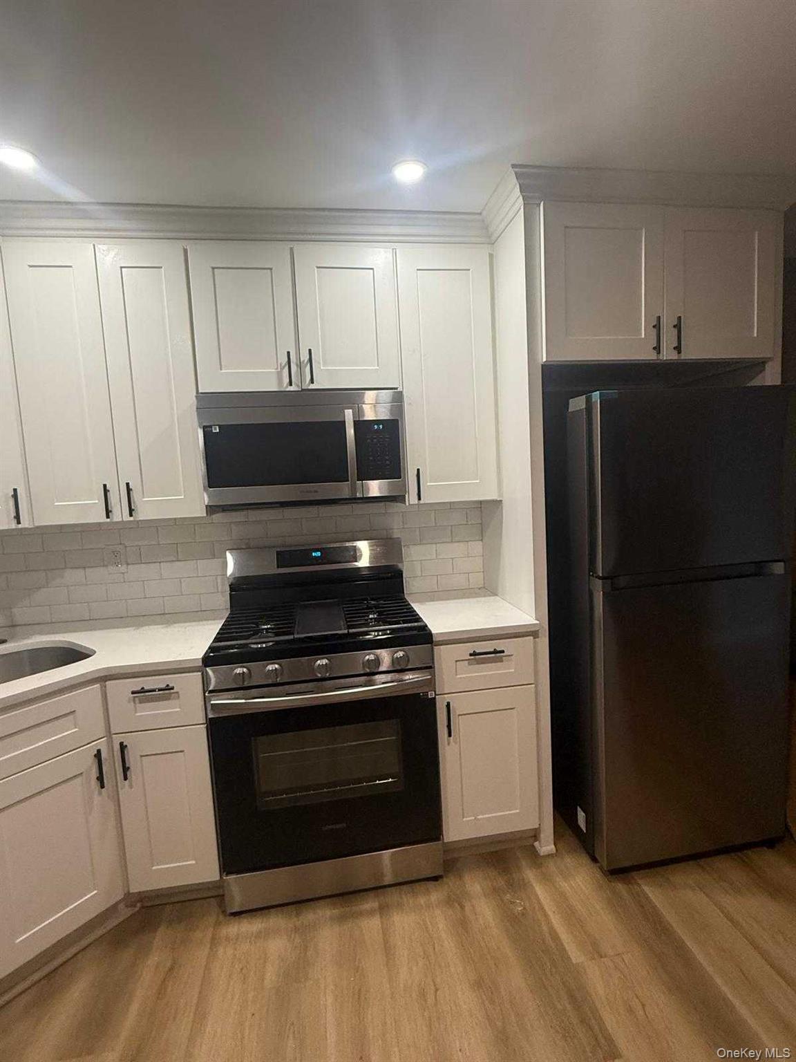 #5 photo, 726 E 83rd Street, ブルックリン区 Brooklyn , NY 11236