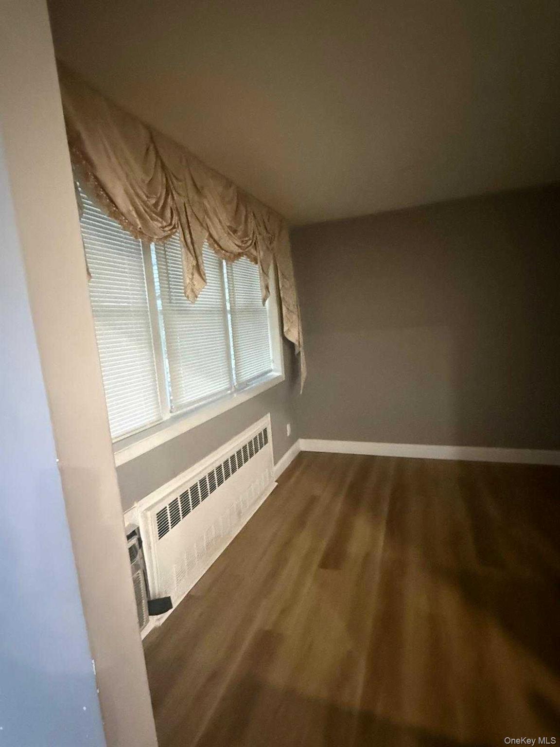 #7 photo, 726 E 83rd Street, ブルックリン区 Brooklyn , NY 11236