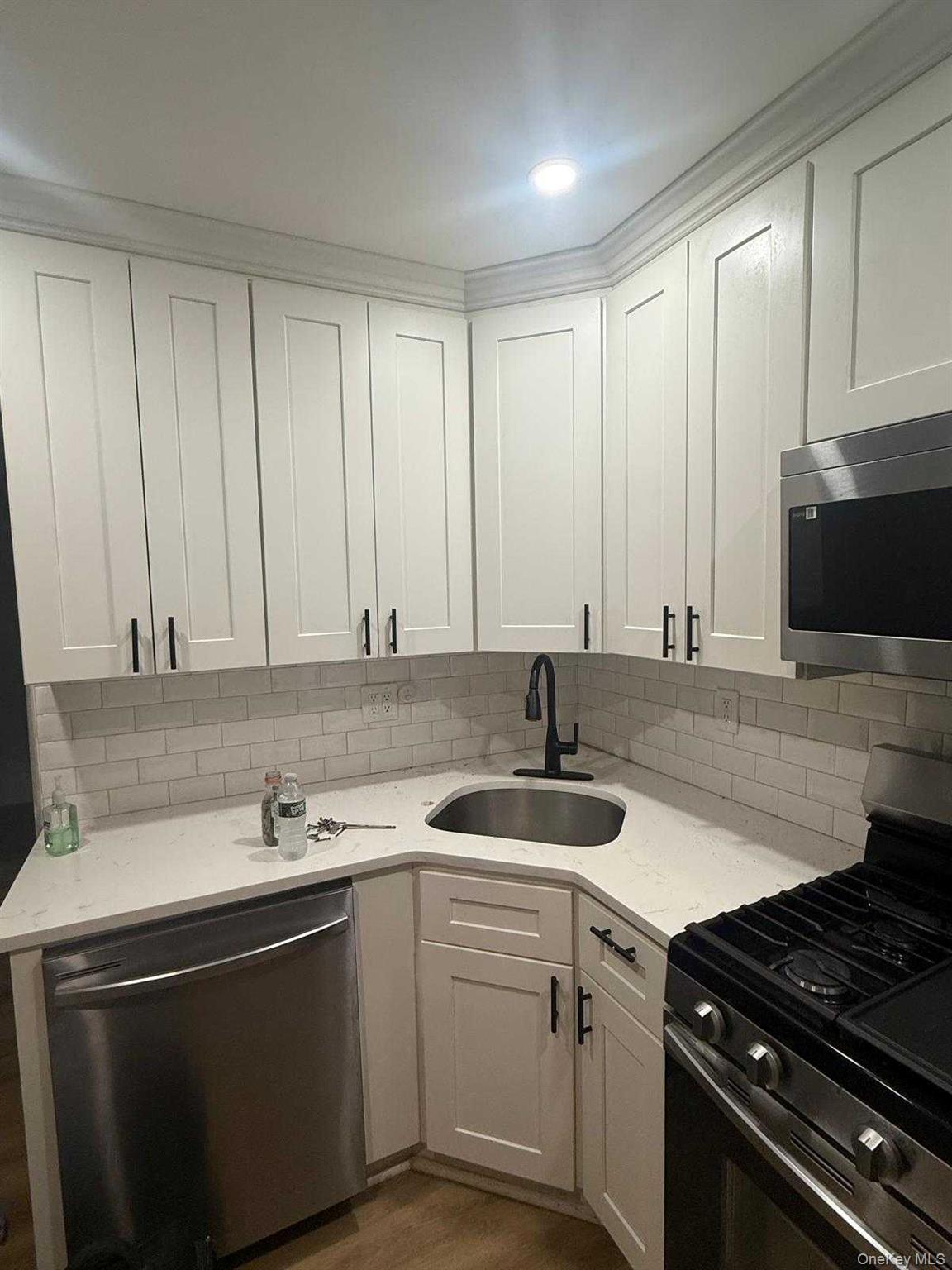 #9 photo, 726 E 83rd Street, ブルックリン区 Brooklyn , NY 11236