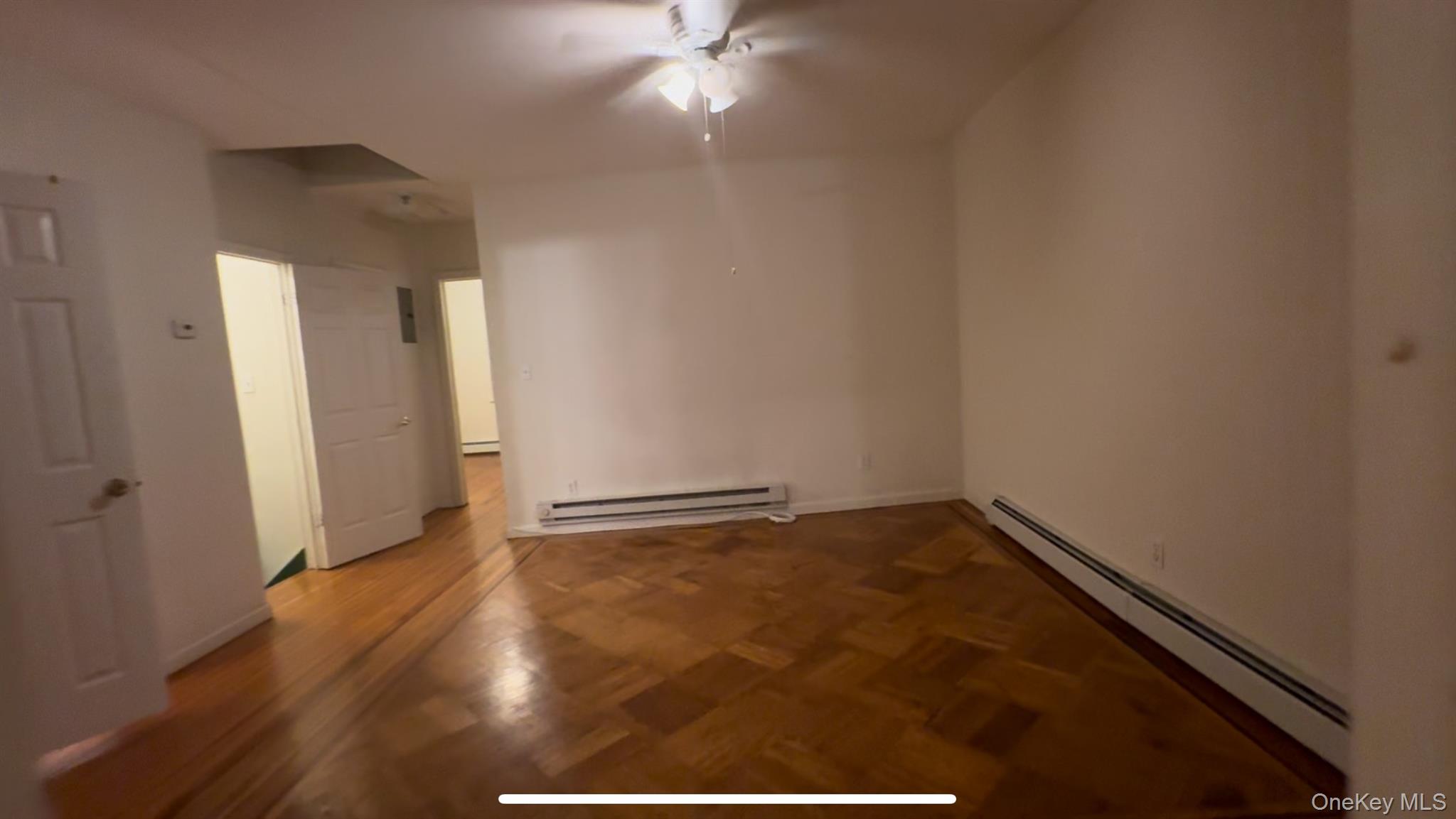 #9 photo, 220-29 Hempstead Ave, クイーンズ区 Queens Village , NY 11429