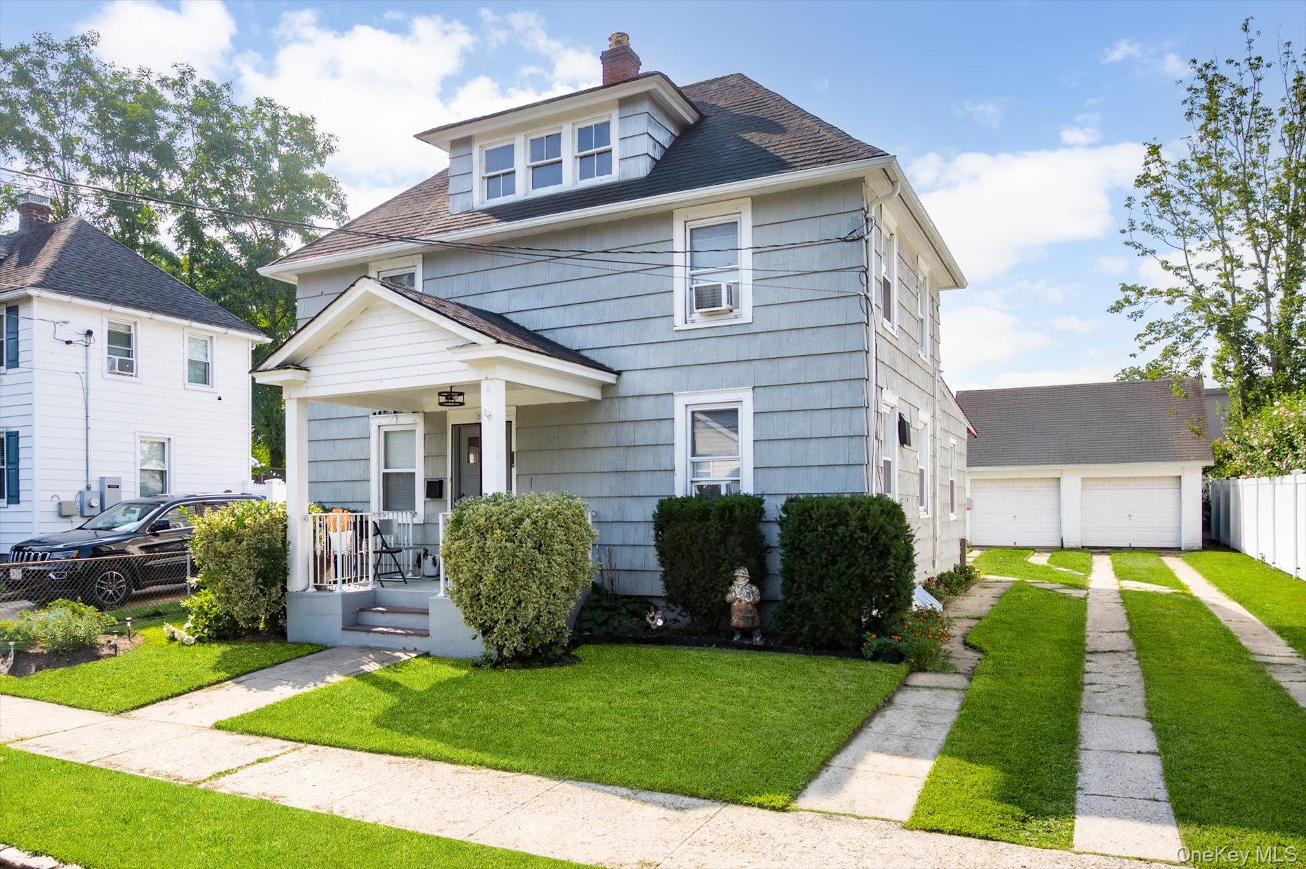 #2 photo, 20 Waldo Avenue, Greenvale , NY 11548