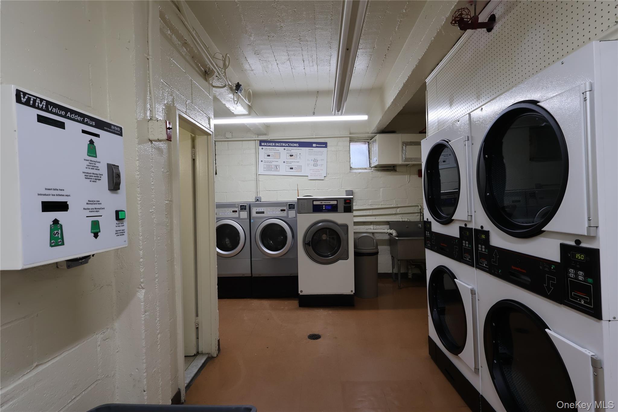 #18 photo, 99-10 60th Avenue, クイーンズ区 Corona , NY 11368