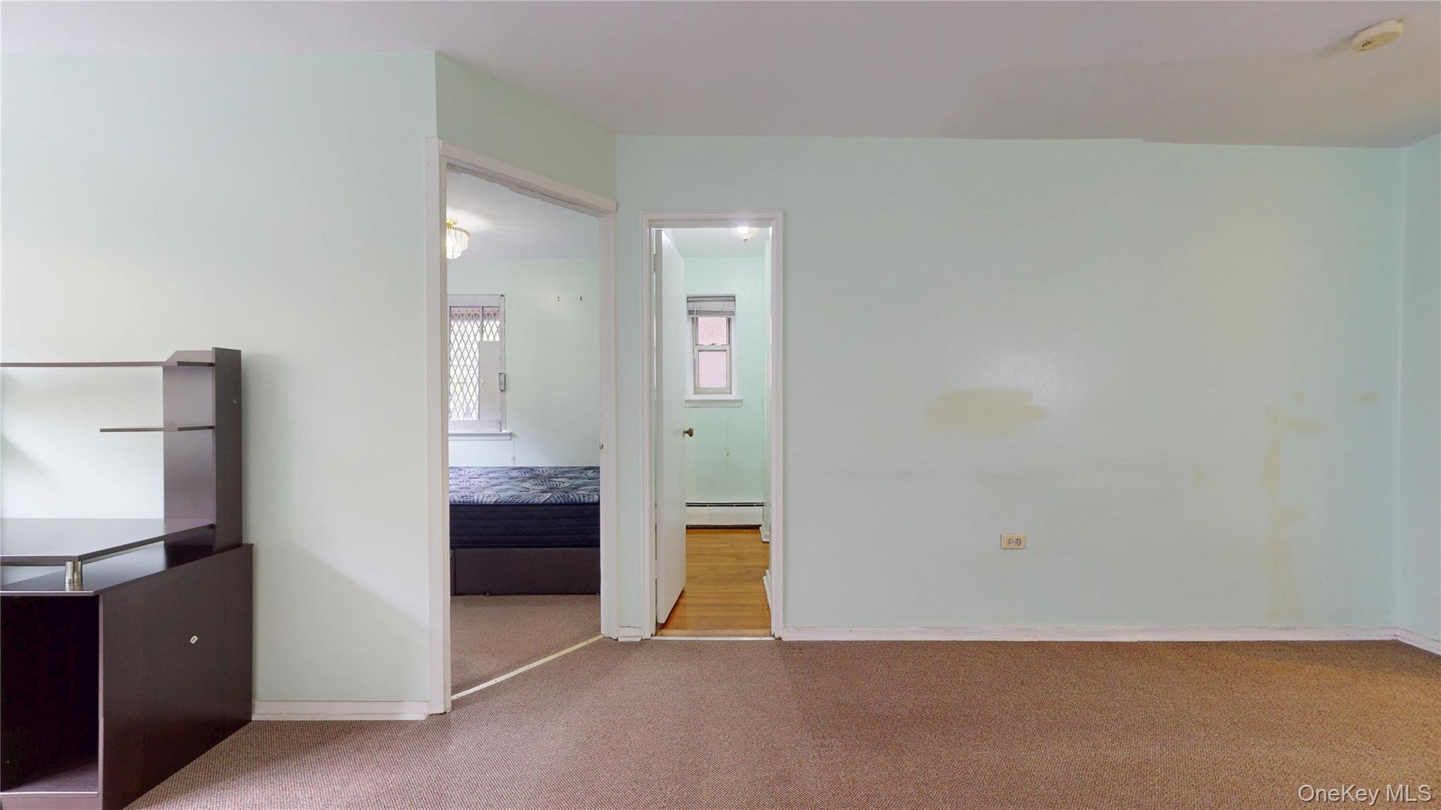 #6 photo, 99-10 60th Avenue, クイーンズ区 Corona , NY 11368