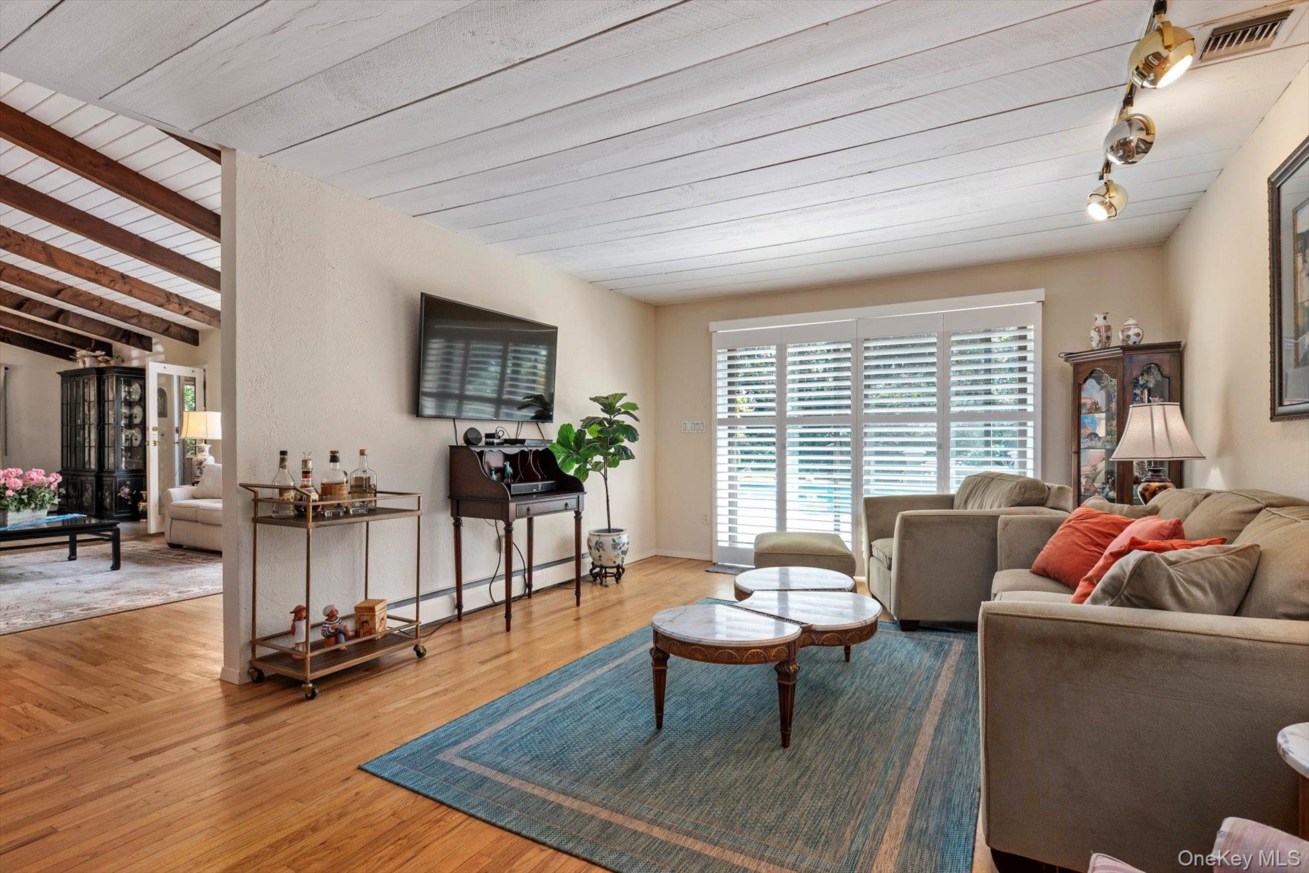 #5 photo, 17 Treeview Drive, サフォーク郡 Melville , NY 11747