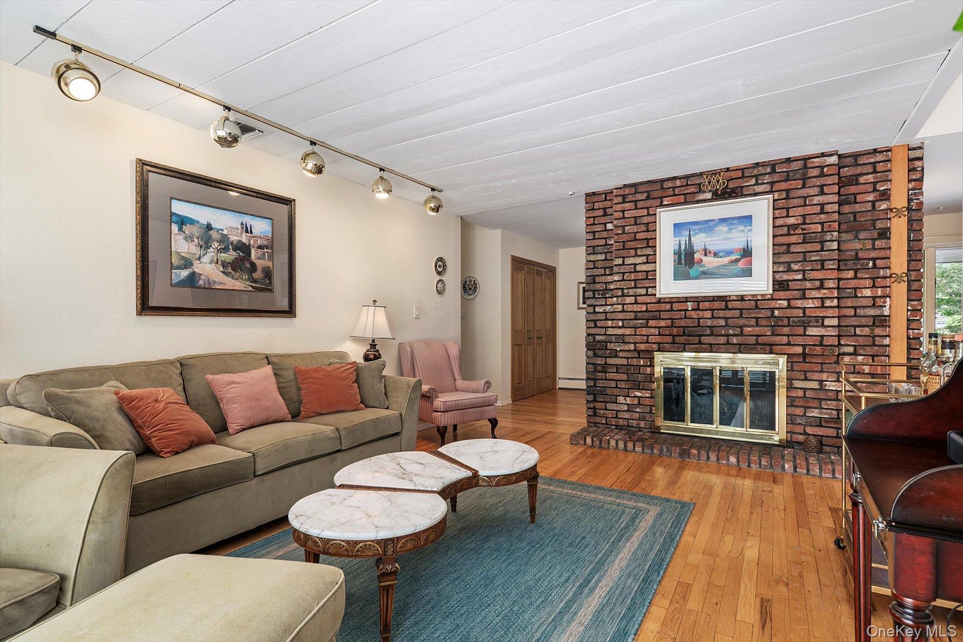 #6 photo, 17 Treeview Drive, サフォーク郡 Melville , NY 11747