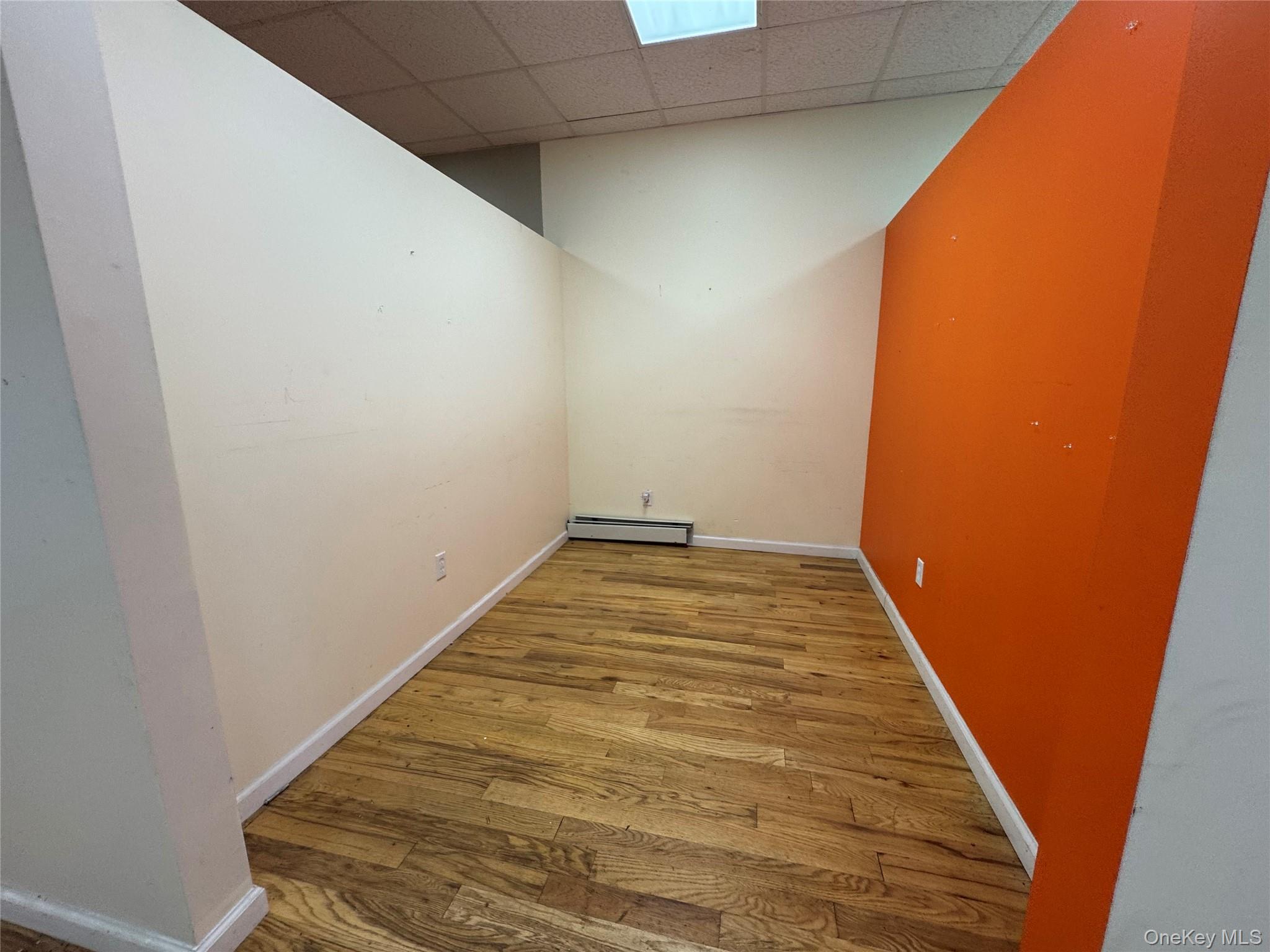 #4 photo, 220-29 Hempstead Ave, クイーンズ区 Queens Village , NY 11429