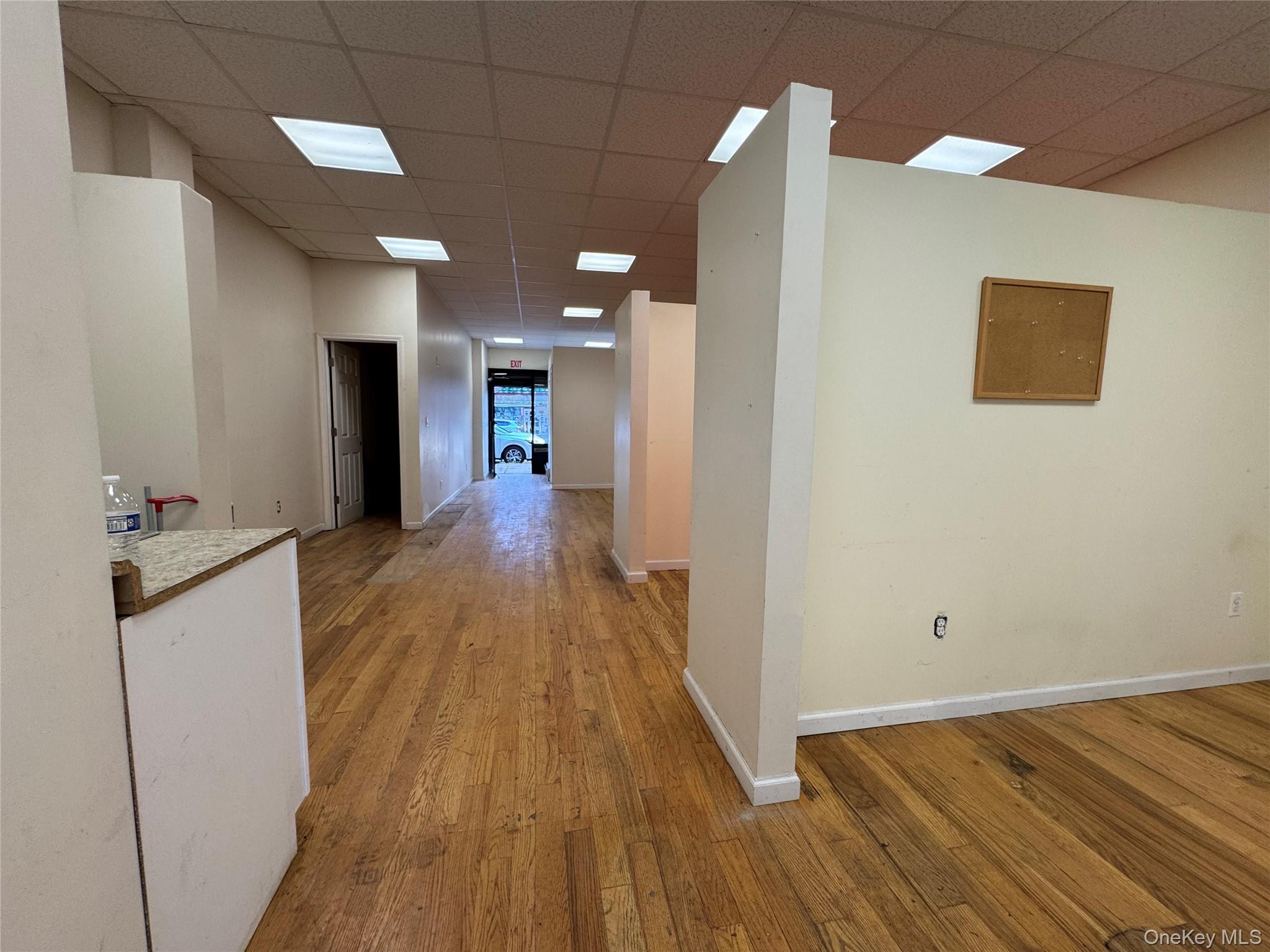 #5 photo, 220-29 Hempstead Ave, クイーンズ区 Queens Village , NY 11429