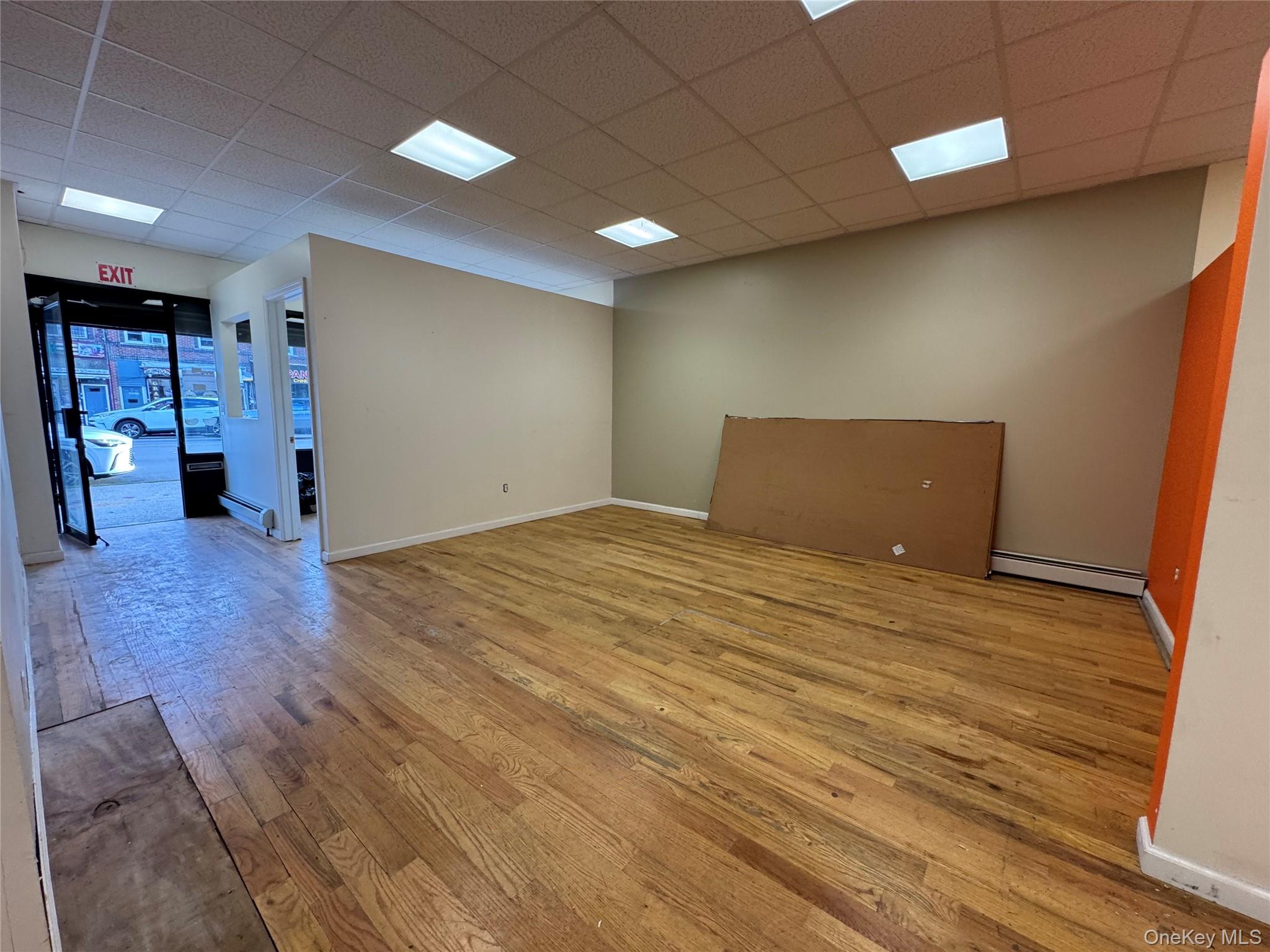 #6 photo, 220-29 Hempstead Ave, クイーンズ区 Queens Village , NY 11429