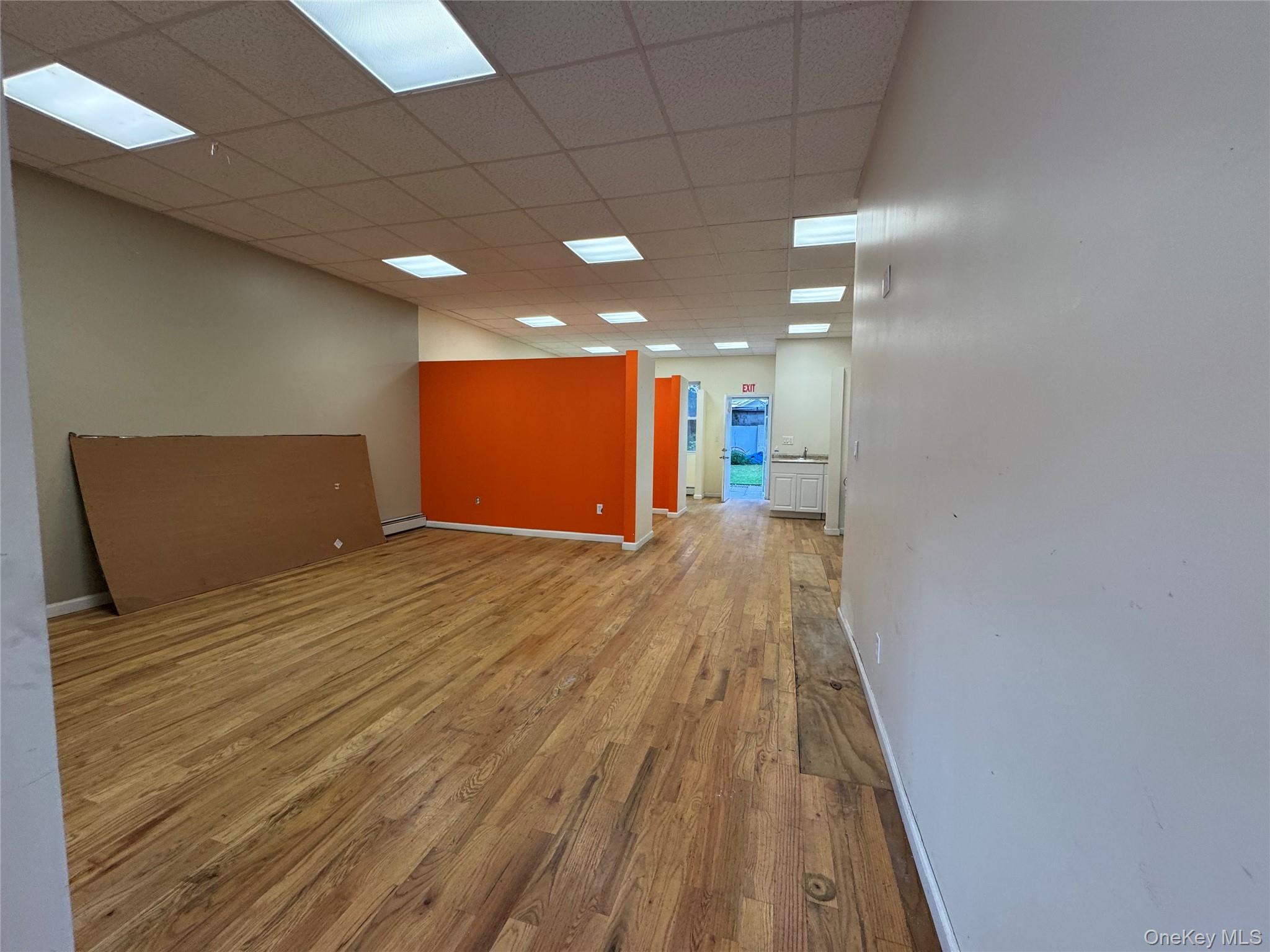 #9 photo, 220-29 Hempstead Ave, クイーンズ区 Queens Village , NY 11429