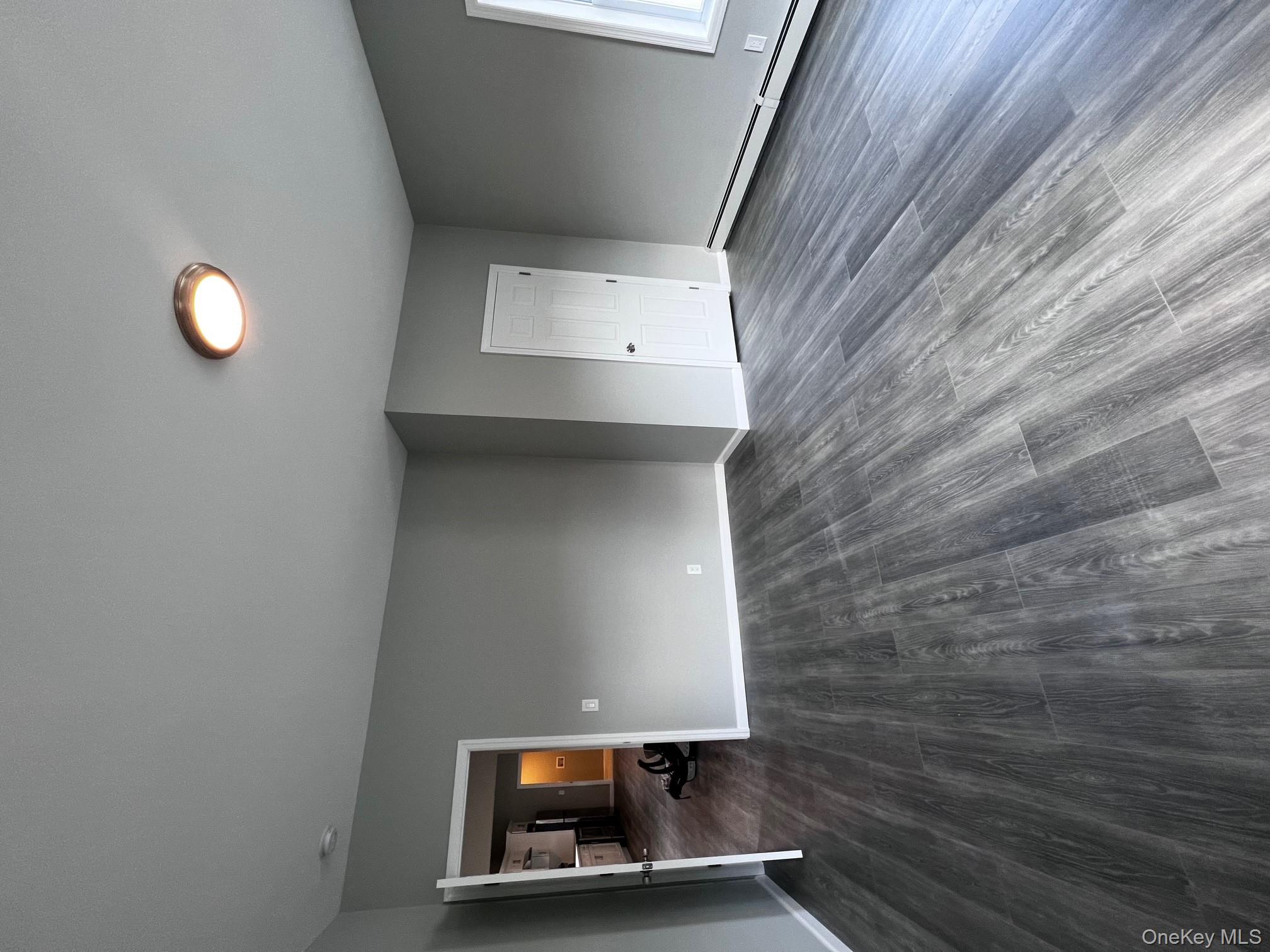 #11 photo, 80 Grant Avenue, サフォーク郡 Islip , NY 11751