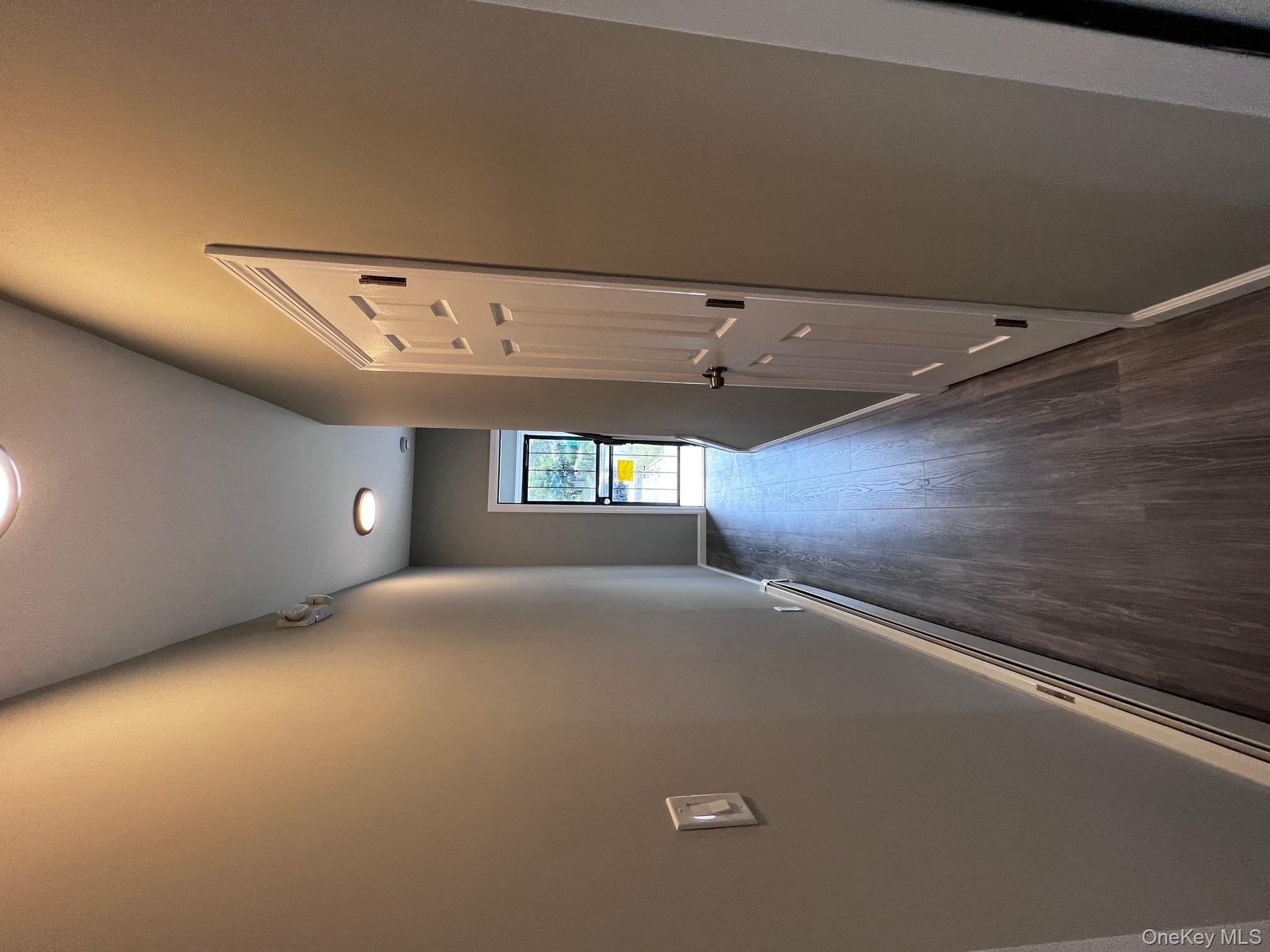 #13 photo, 80 Grant Avenue, サフォーク郡 Islip , NY 11751