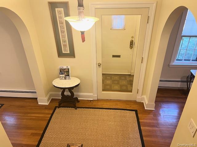 #17 photo, 187 Moore Avenue, Freeport , NY 11520