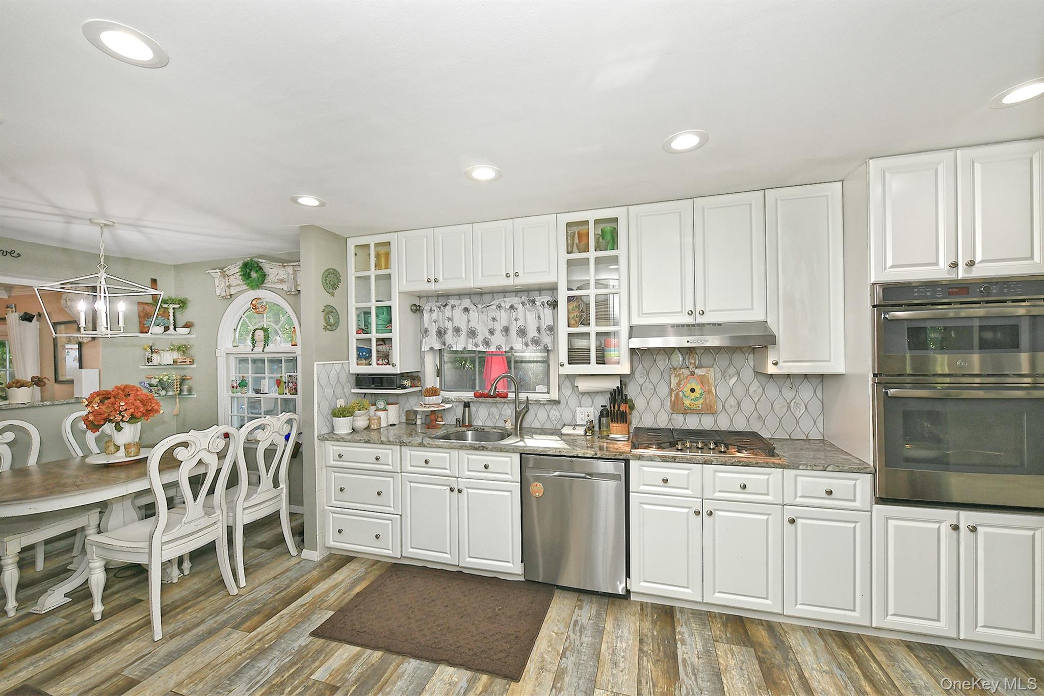 #10 photo, 4 Cranford Road, Plainview , NY 11803