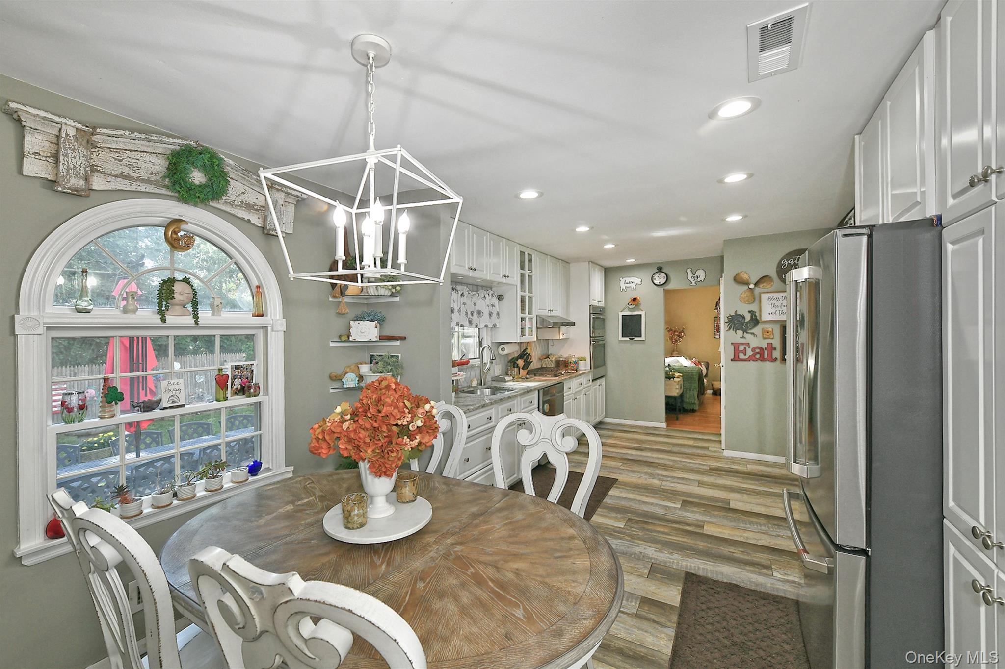 #11 photo, 4 Cranford Road, Plainview , NY 11803