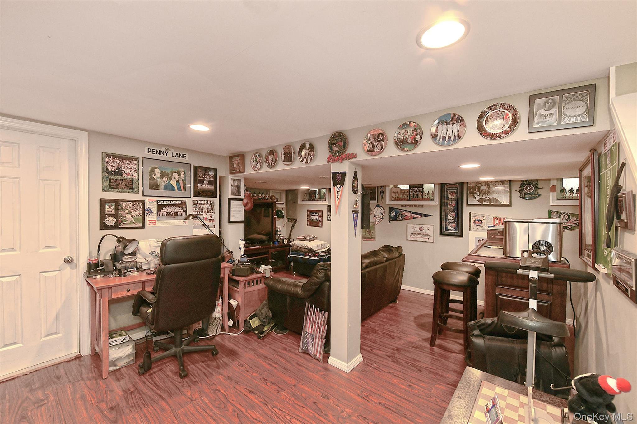 #15 photo, 4 Cranford Road, Plainview , NY 11803