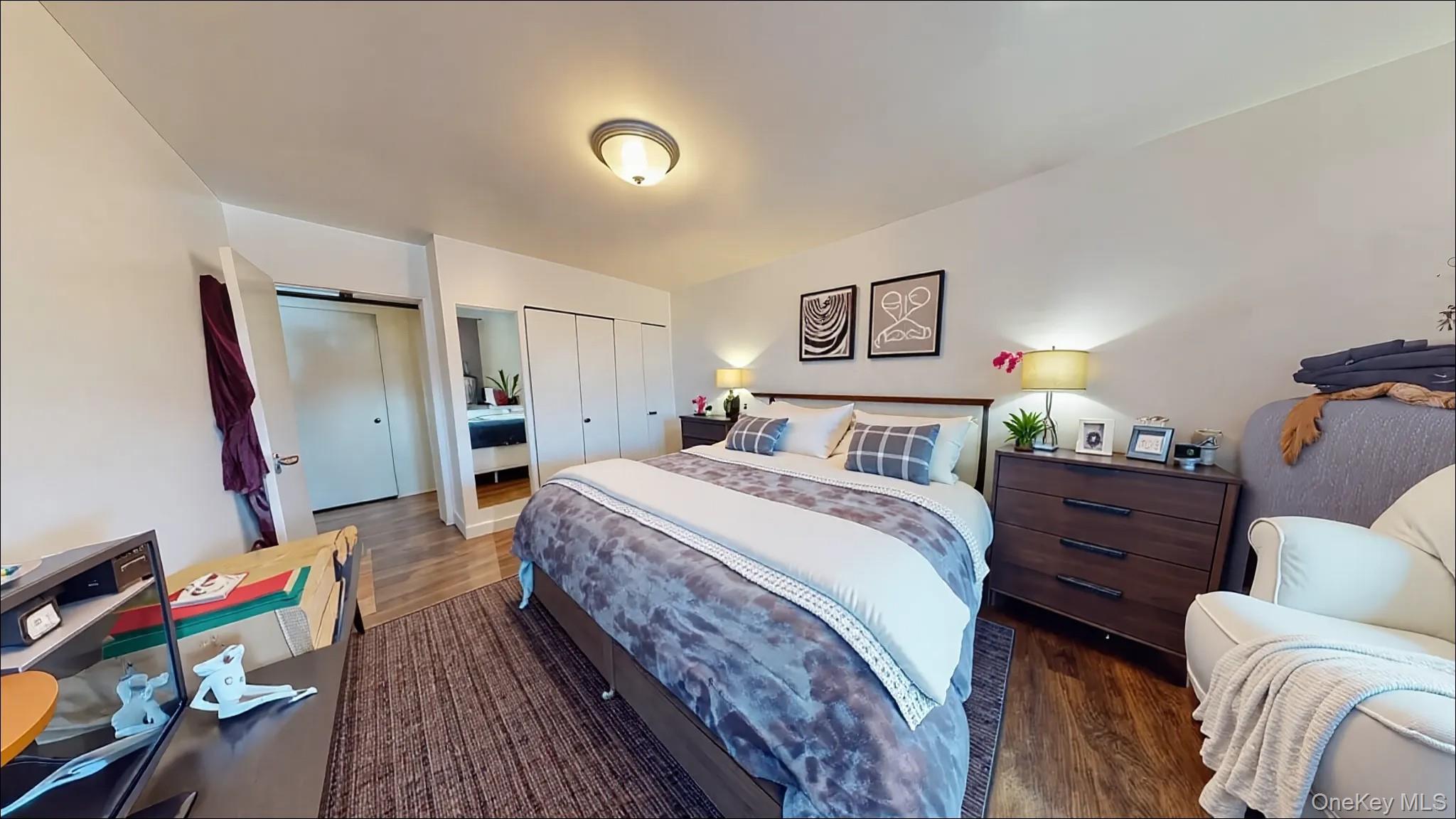 #3 photo, 7252 Metropolitan Avenue, Middle Village , NY 11379