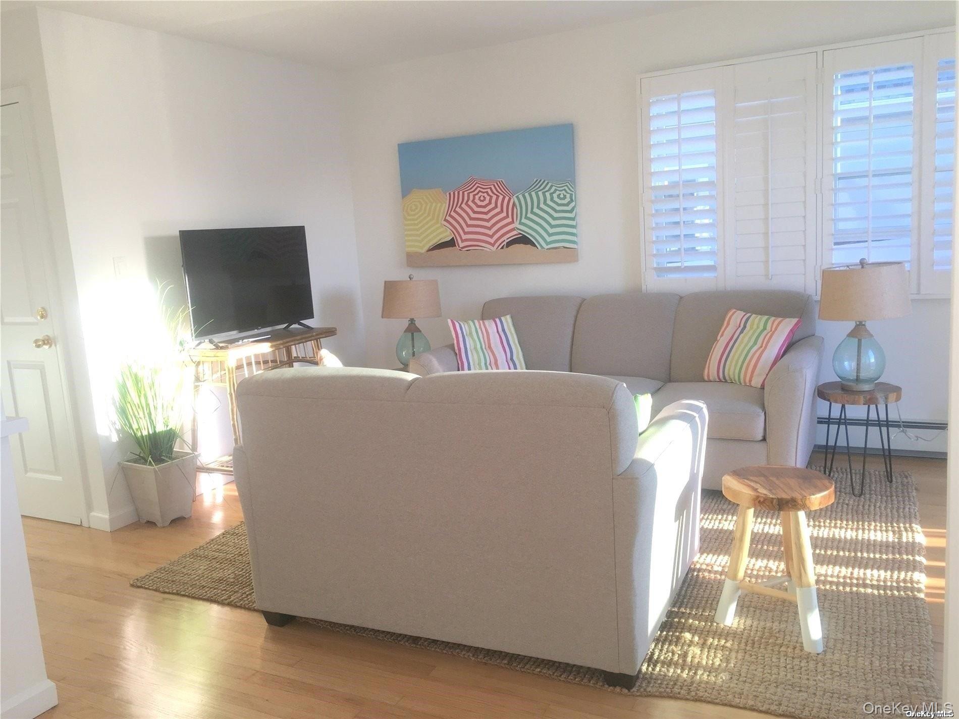 #3 photo, 24 Virginia Avenue, ナッソー郡 Long Beach , NY 11561