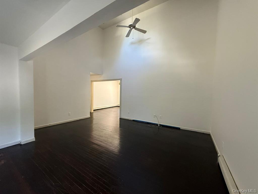 #3 photo, 82 Upton Drive, サフォーク郡 Sound Beach , NY 11789