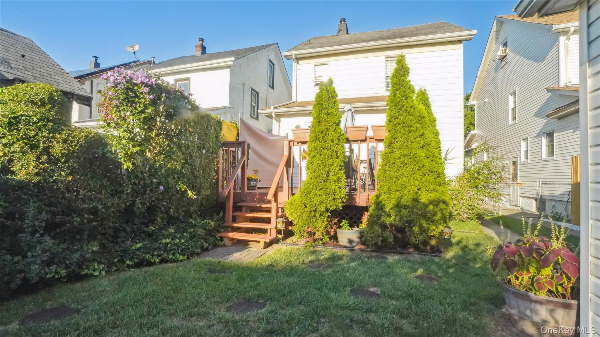 #13 photo, 11618 167th Street, Jamaica , NY 11434