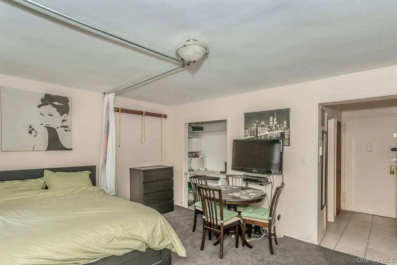 #4 photo, 200 Corbin Place, Brooklyn , NY 11235