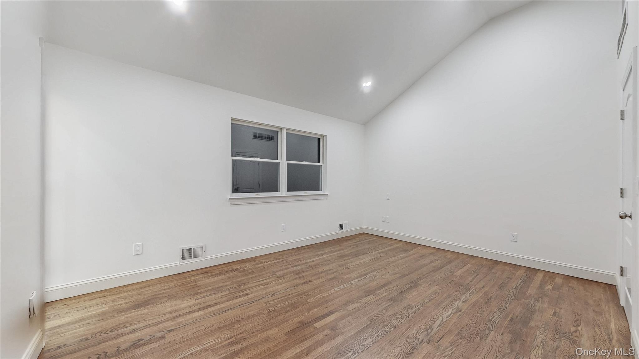 #18 photo, 177 Red Creek Road, サフォーク郡 Hampton Bays , NY 11946