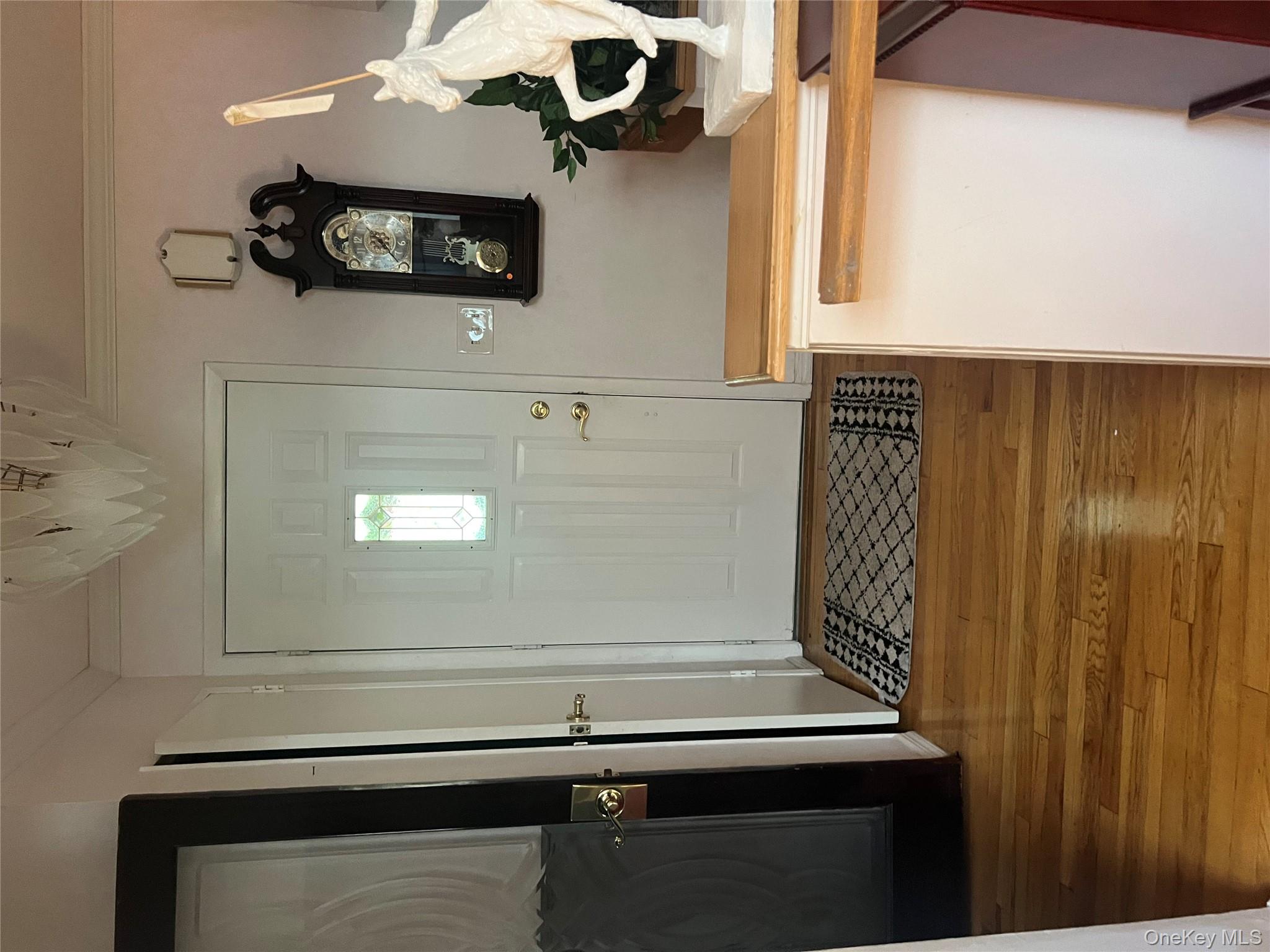 #5 photo, 614 Bond Court, North Merrick , NY 11566