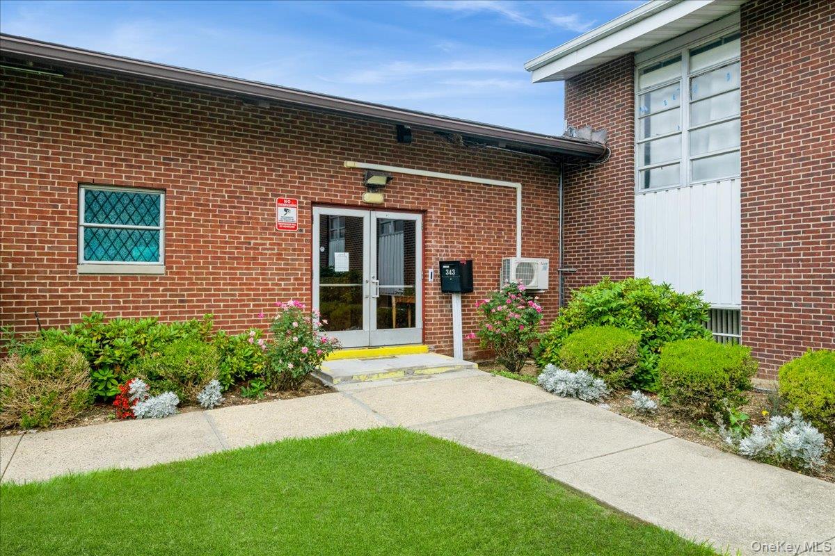 #11 photo, 343 Jerusalem Avenue, ナッソー郡 Hicksville , NY 11801