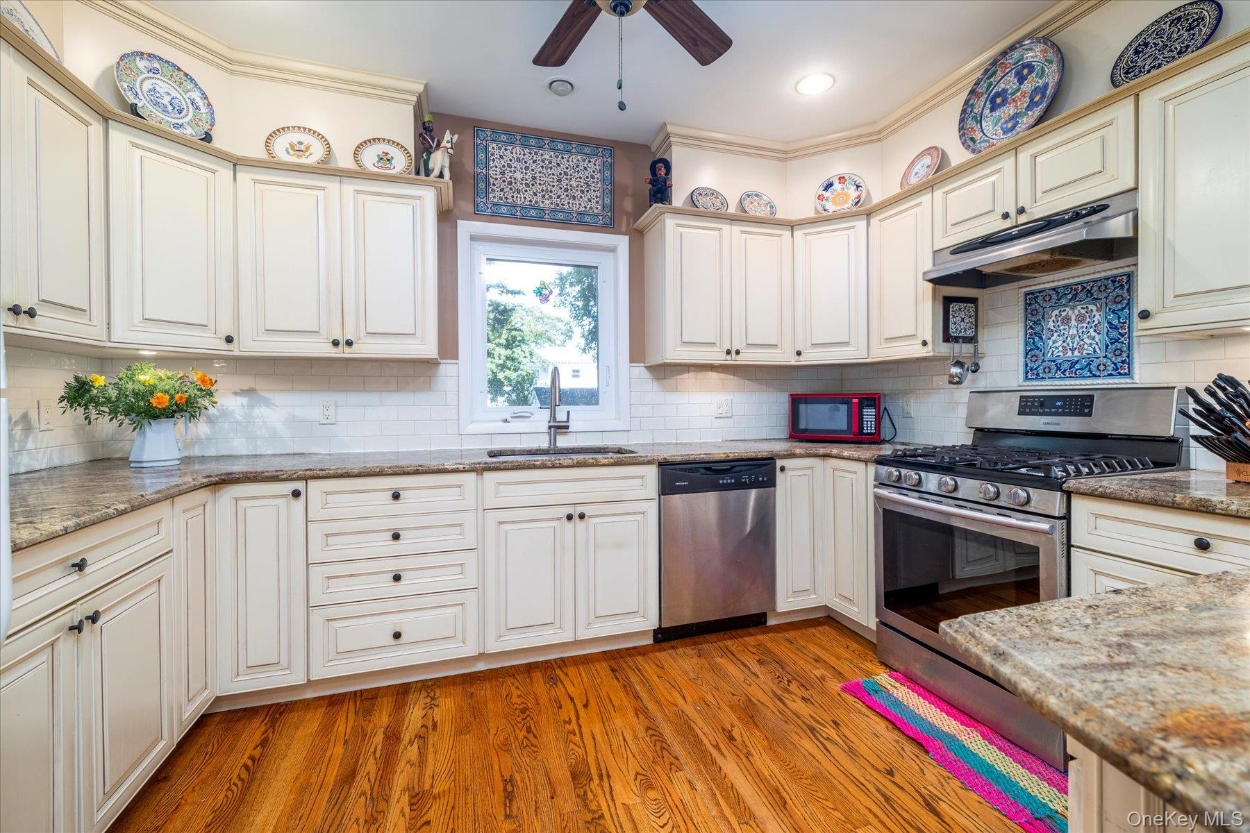 #15 photo, 441 New York Avenue, Baldwin , NY 11510