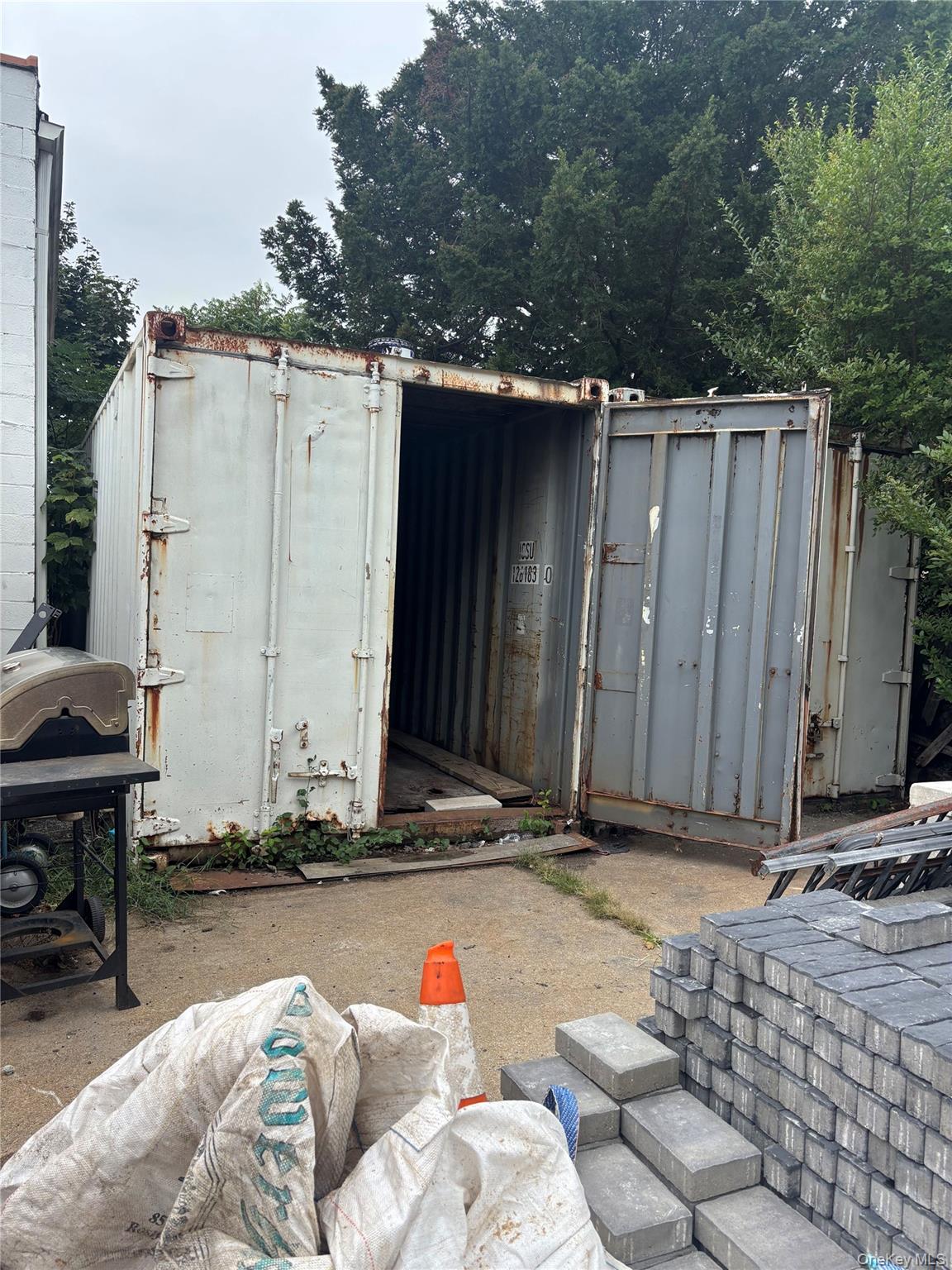 #13 photo, 1065 Front Street, ナッソー郡 Uniondale , NY 11553