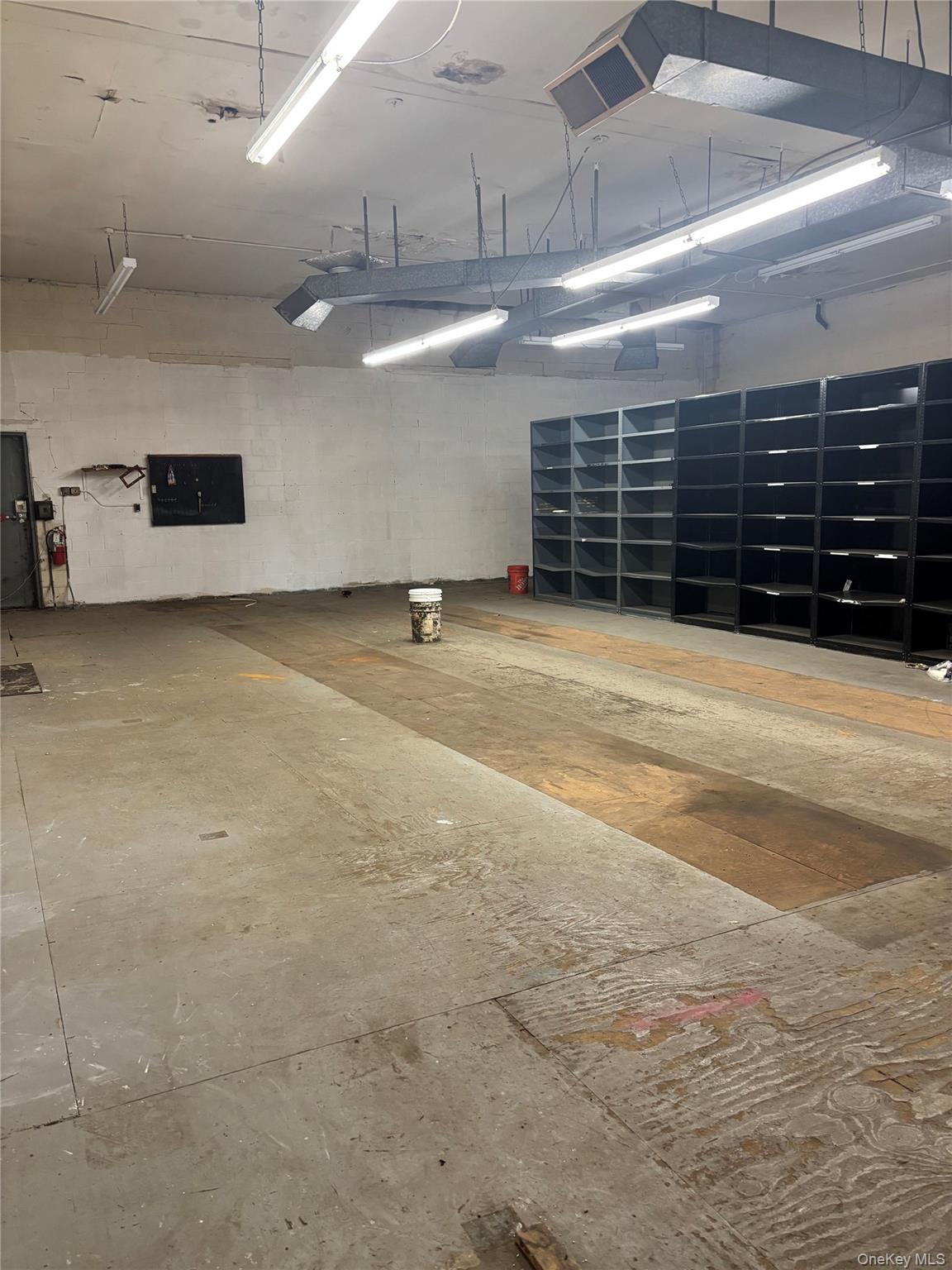 #8 photo, 1065 Front Street, ナッソー郡 Uniondale , NY 11553