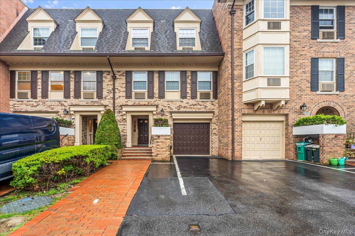 #1 photo, 208-06 Robert Road, Bayside , NY 11360