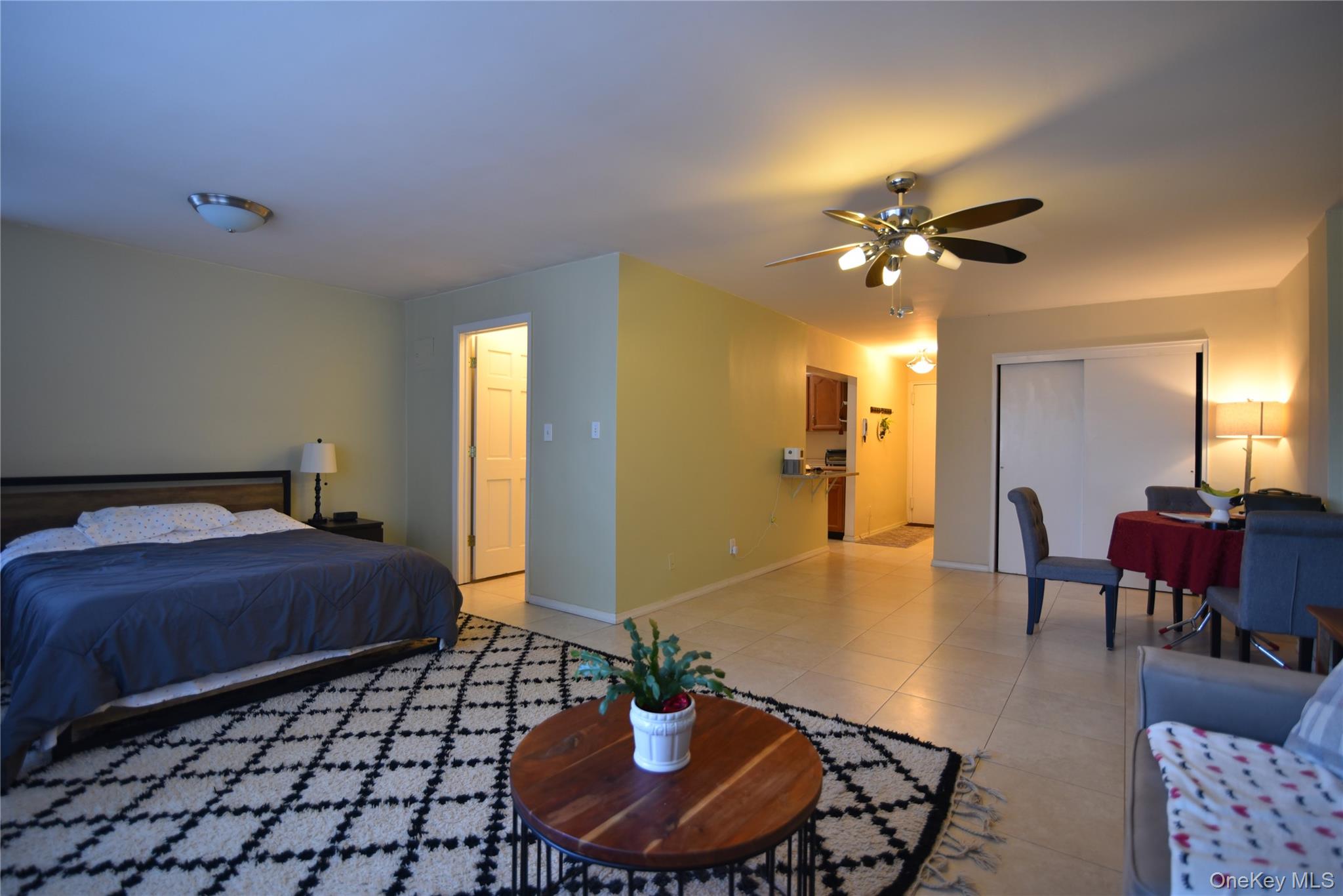 #19 photo, 54-40 Little Neck Parkway, 皇后区 小颈 Little Neck , NY 11362