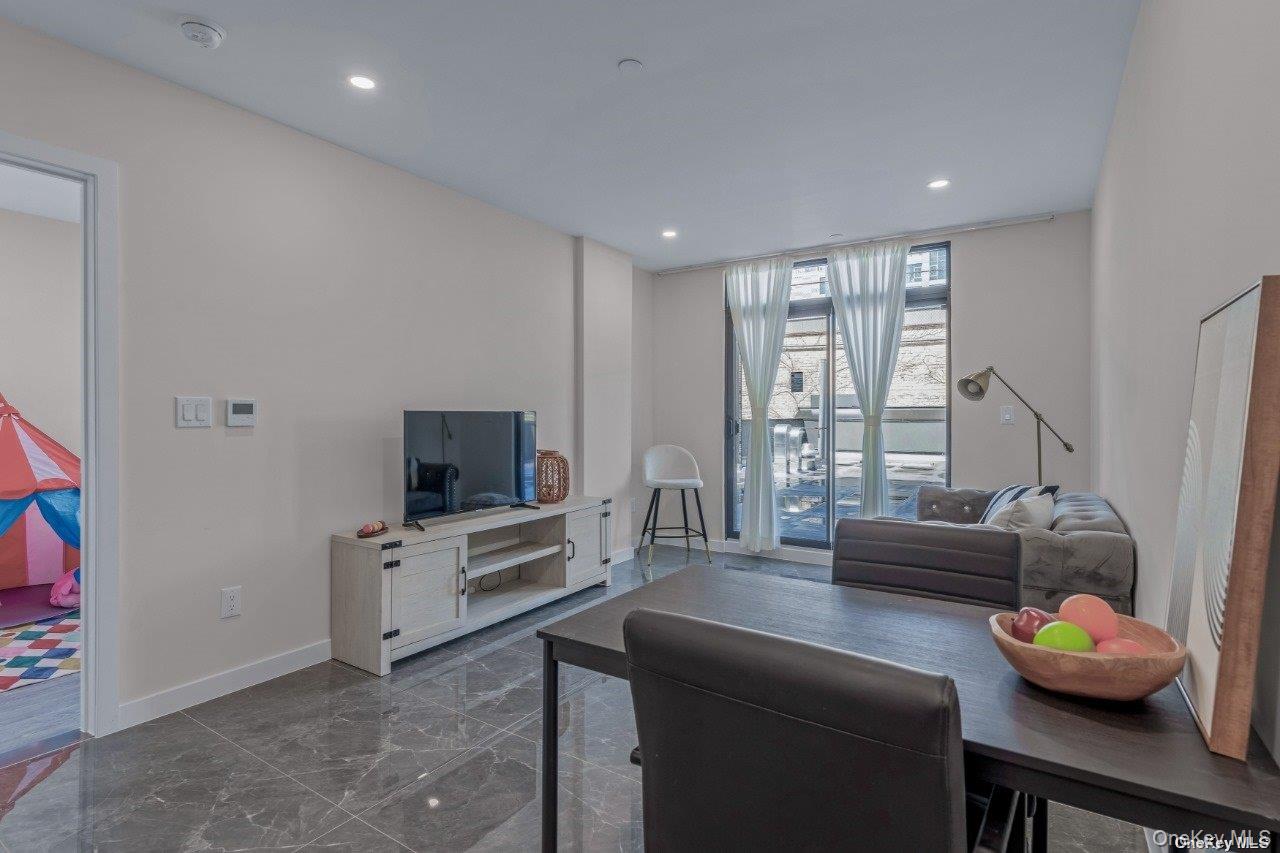 #9 photo, 43-30 52 Street, クイーンズ区 Woodside , NY 11377