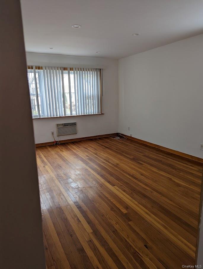 #12 photo, 169-20 21st Road, Whitestone , NY 11357