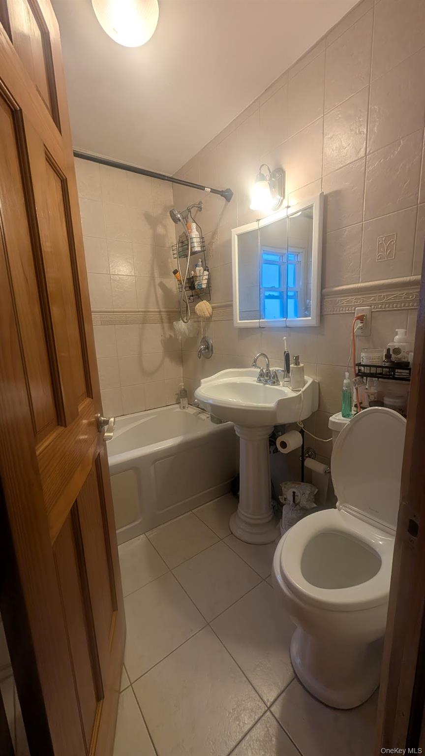 #3 photo, 169-20 21st Road, Whitestone , NY 11357