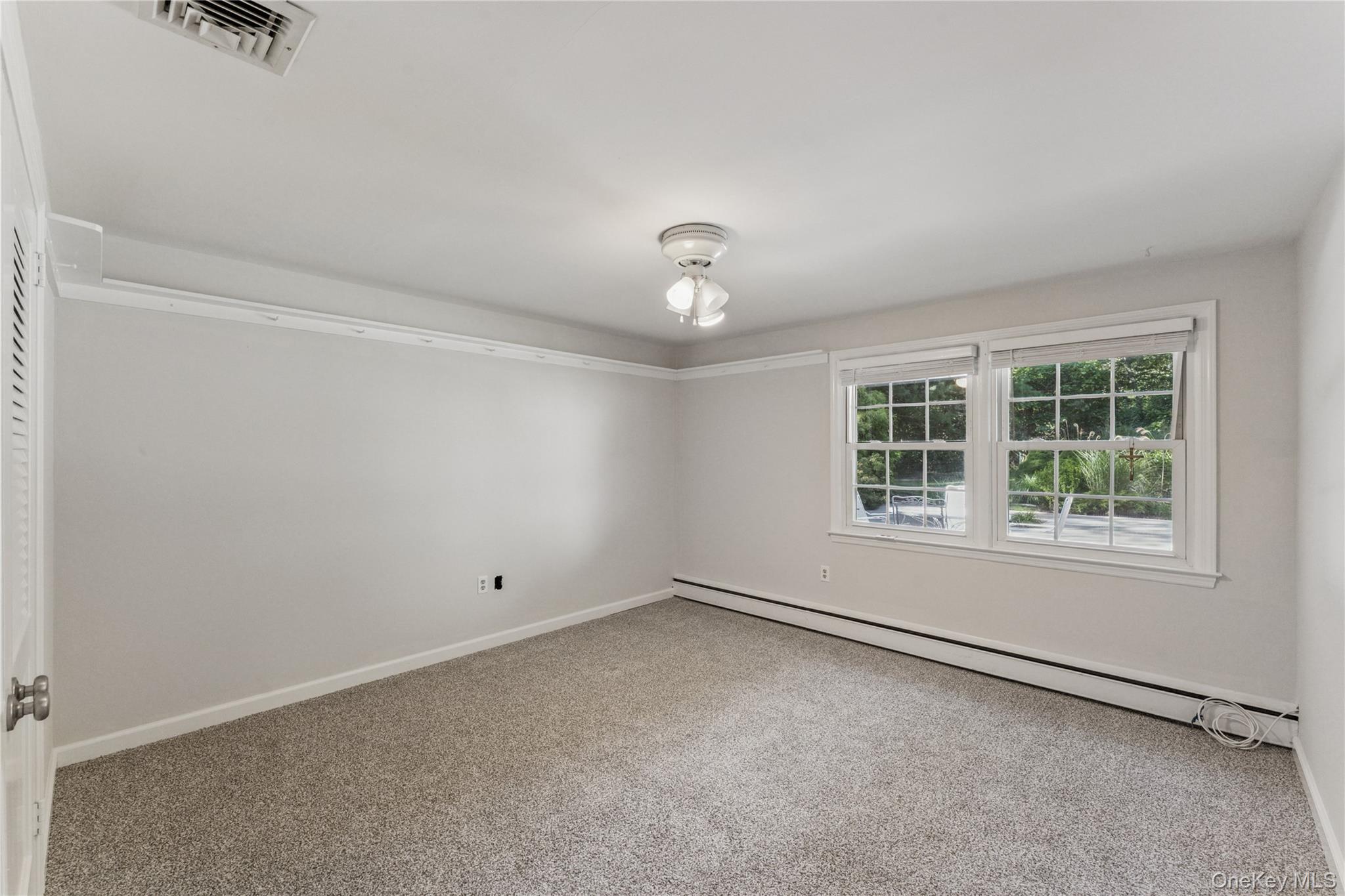 #11 photo, 29 Squiretown Road, サフォーク郡 Hampton Bays , NY 11946