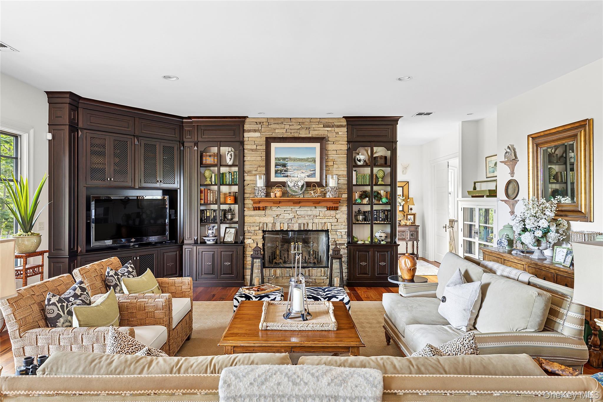 #7 photo, 19 Ridge Lane, Miller Place , NY 11764