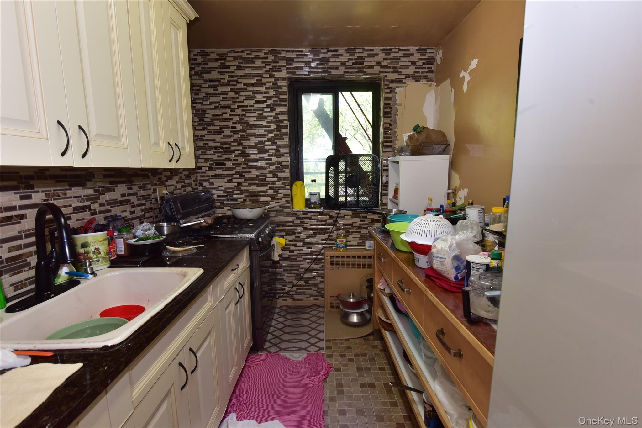 #5 photo, 86-70 Francis Lewis Boulevard, क्वीन्स गाँव Queens Village , NY 11427