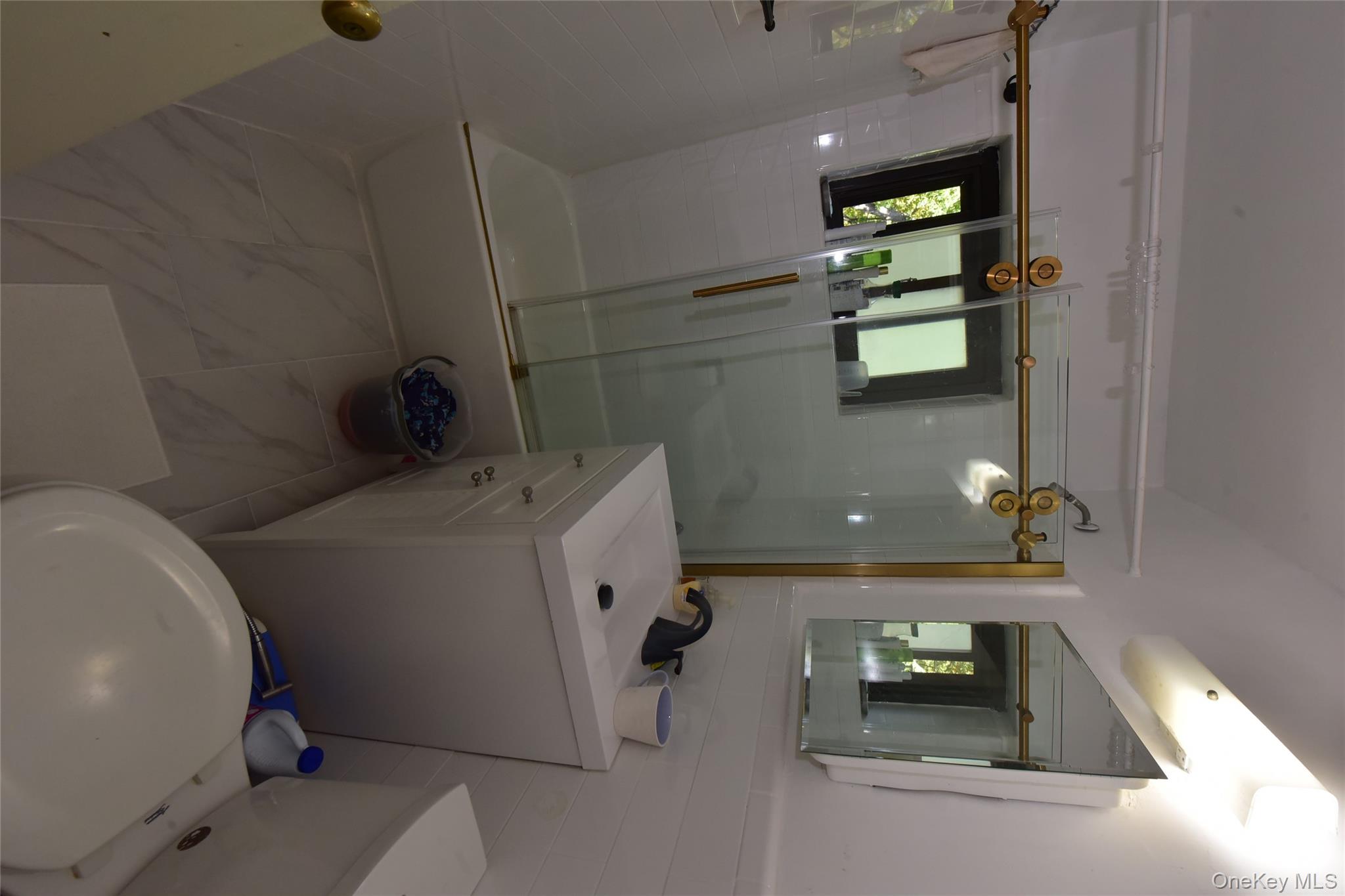 #8 photo, 86-70 Francis Lewis Boulevard, क्वीन्स गाँव Queens Village , NY 11427