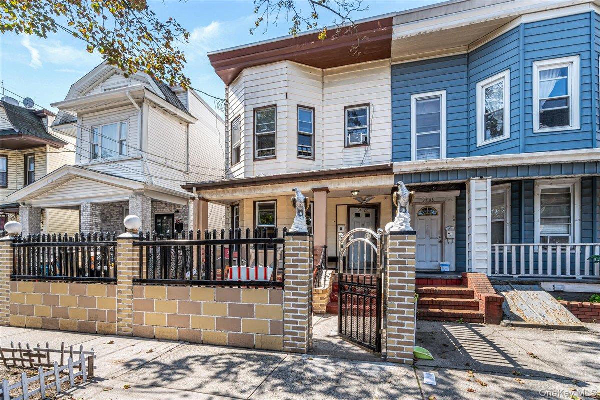 #1 photo, 9428 112th Street, कुईंस Richmond Hill S. , NY 11419