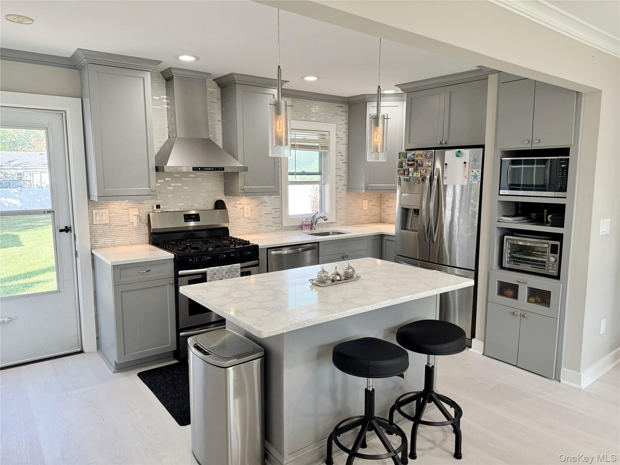 #8 photo, 27 Central Avenue, North Babylon , NY 11703