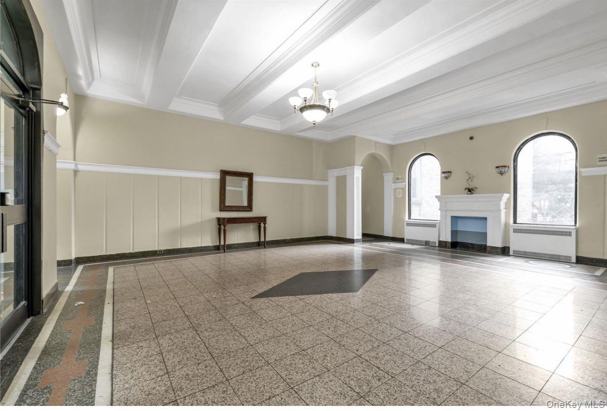 #2 photo, 8811 Elmhurst Avenue, クイーンズ区 Elmhurst , NY 11373